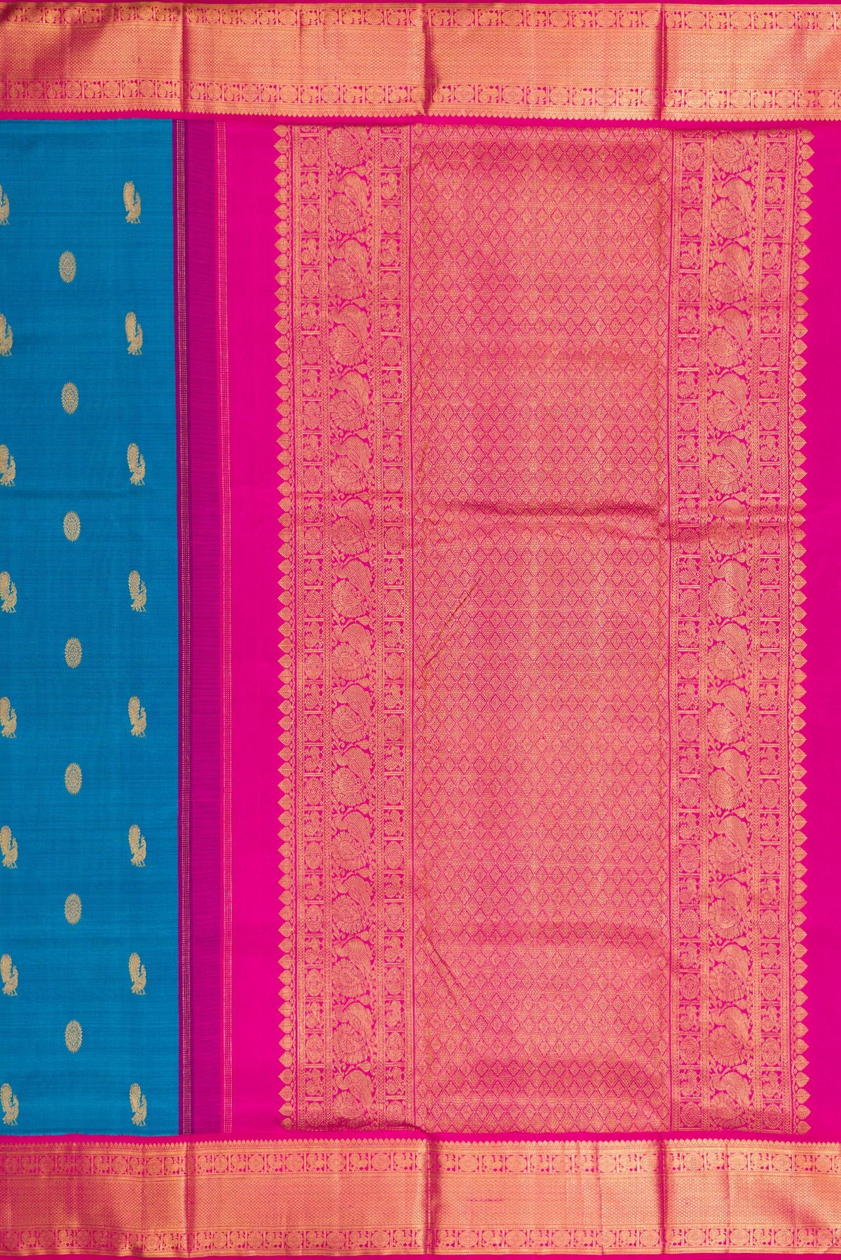 Close up image of the pallu of Pure Silk Pure Zari Peacock Blue Dual Tone Kanchipuram Nine Yards Saree with Zari Butta on the body and Zari Border. 