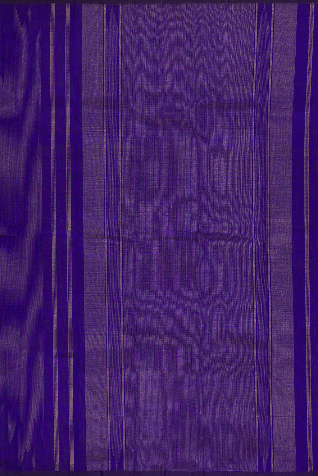 Close up image of the pallu of Pure Silk Pure Zari Navy Blue Dual Tone Kanchipuram Saree with Stripes on the body and Fancy Border. 