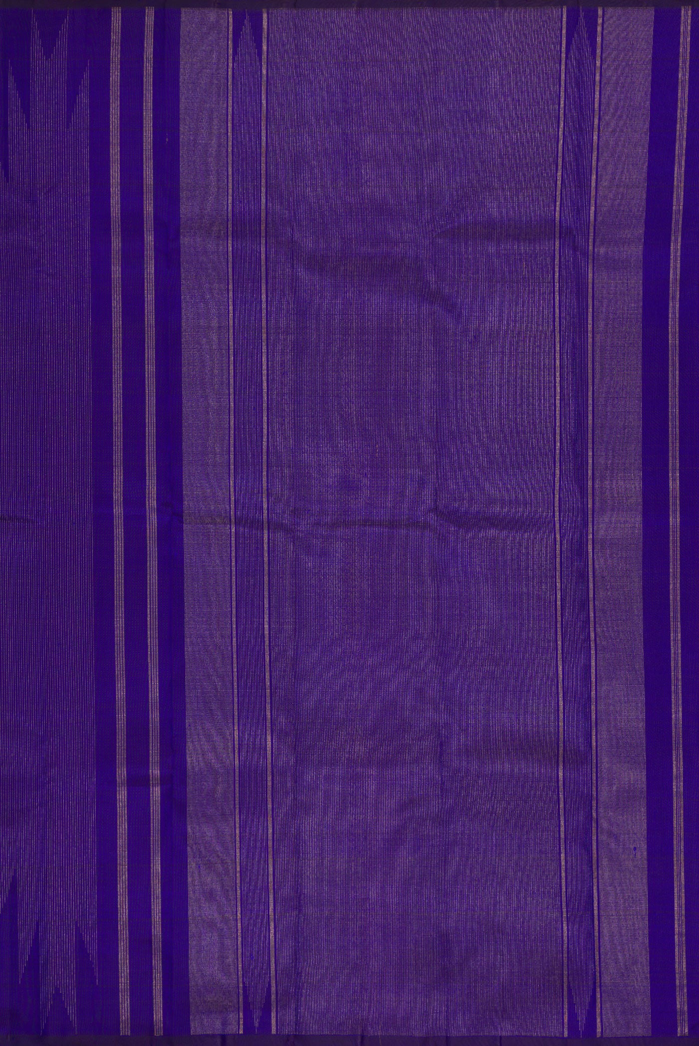 Close up image of the pallu of Pure Silk Pure Zari Navy Blue Dual Tone Kanchipuram Saree with Stripes on the body and Fancy Border. 