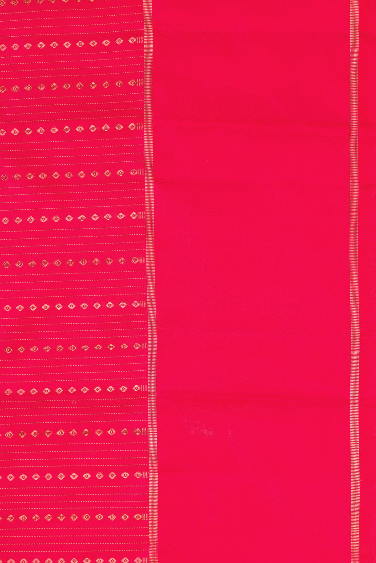 Border image of Pink Dual Tone Kanchipuram Silk Saree with Stripes on the body and Zari Border. 