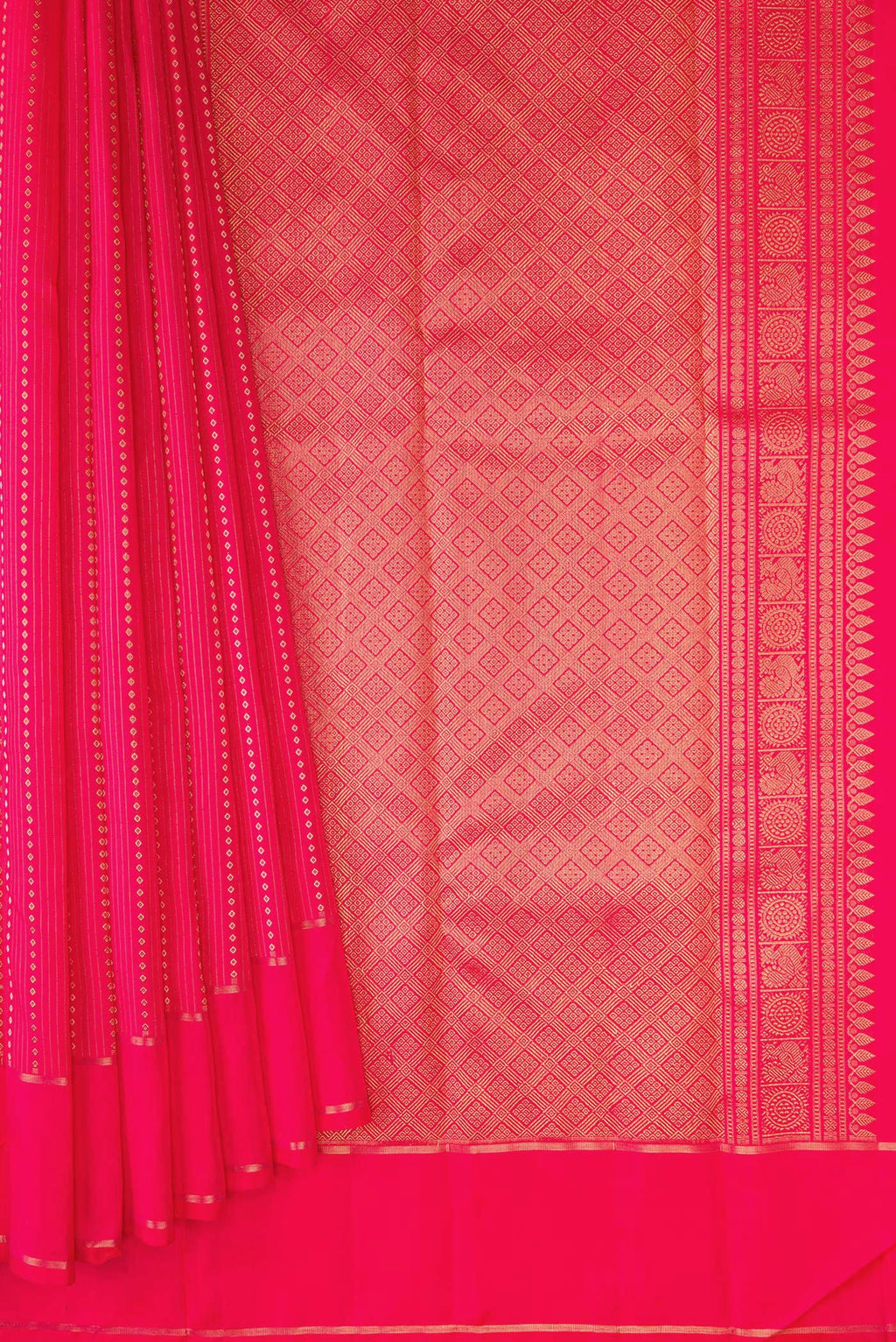 Pleats and pallu of Pink Dual Tone Kanchipuram Silk Saree with Stripes on the body and Zari Border. 