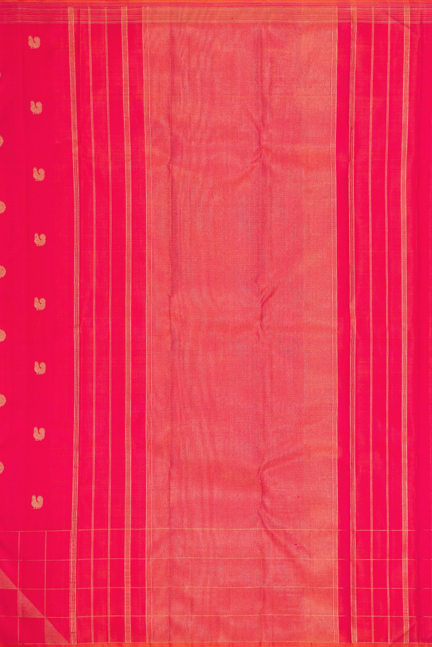 Close up image of the pallu of Pure Silk Pure Zari Coral Dual Tone Kanchipuram Saree with Zari Butta on the body and Fancy Border. 