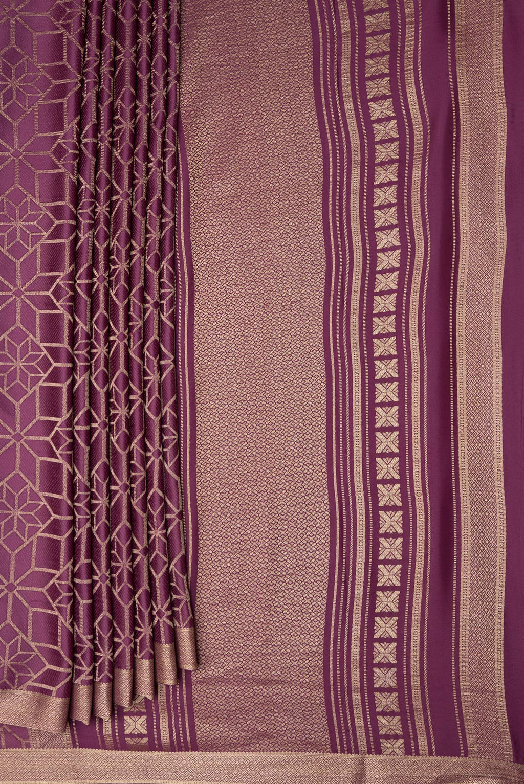 Pleats and pallu of Purple Dual Tone Mysore Crepe Saree with Zari Brocade on the body and Zari Border. 