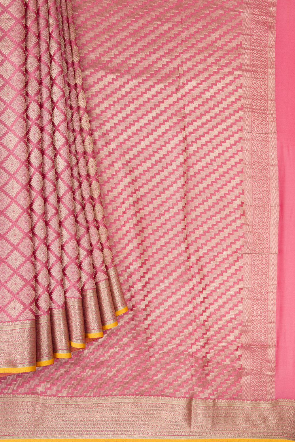 Pleats and pallu of Pink Dual Tone Mysore Crepe Saree with Zari Brocade on the body and Zari Border. 