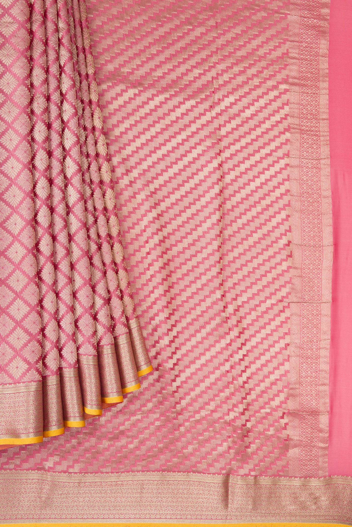 Pleats and pallu of Pink Dual Tone Mysore Crepe Saree with Zari Brocade on the body and Zari Border. 