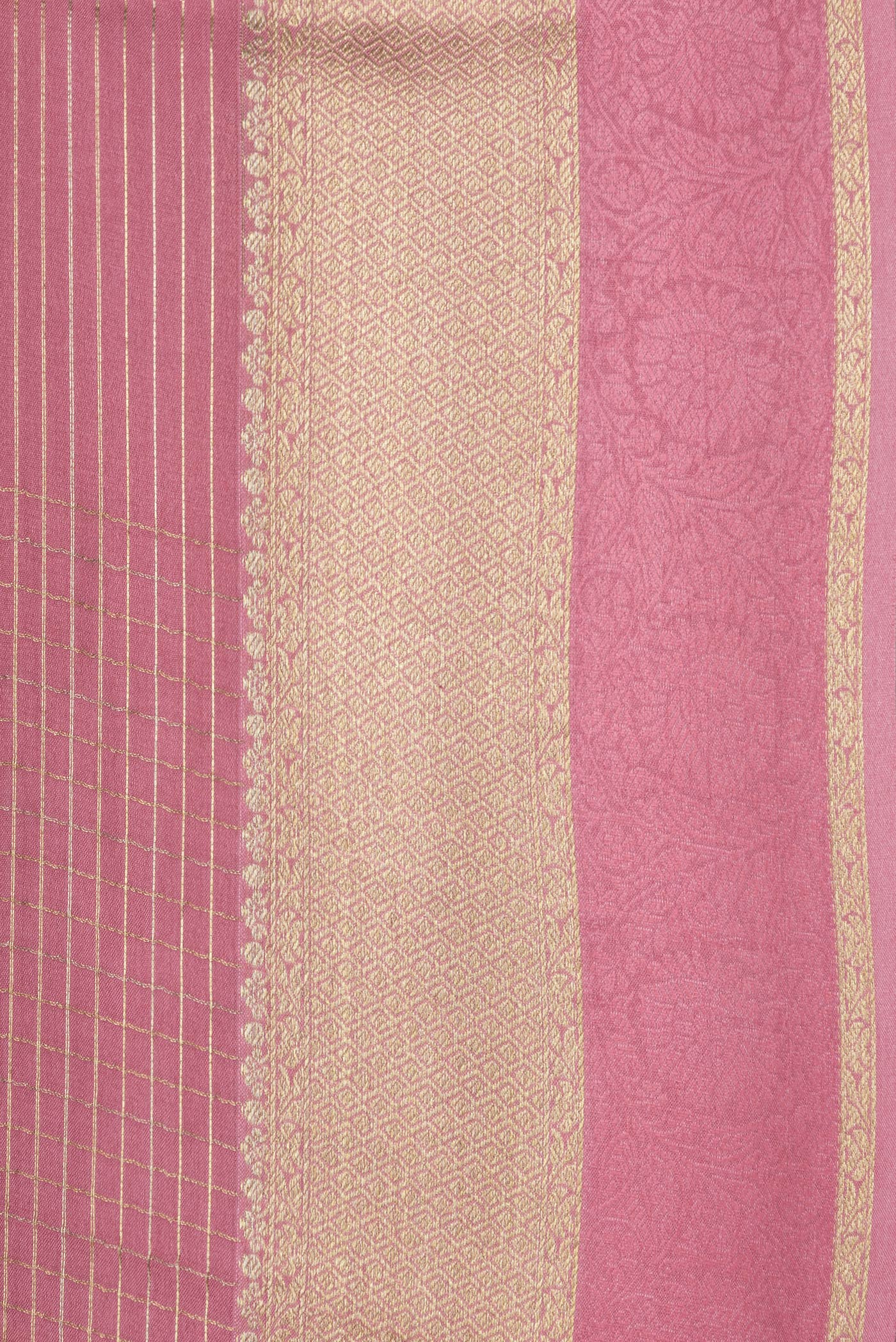 Border image of Pink Dual Tone Banarasi Georgette Saree with Checked design on the body and Zari And Thread Border. 