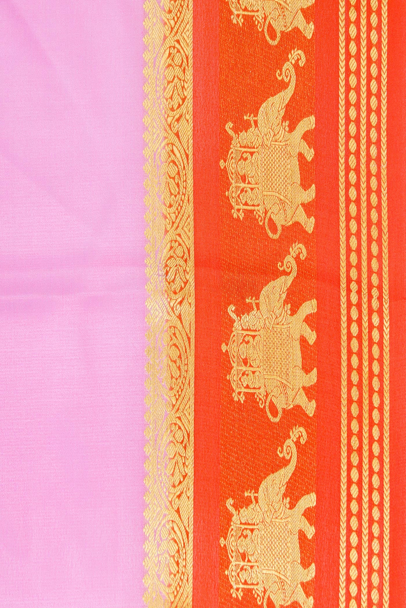 Border image of Pink Dual Tone Mysore Silk Saree with Plain Body and Fancy Border. 