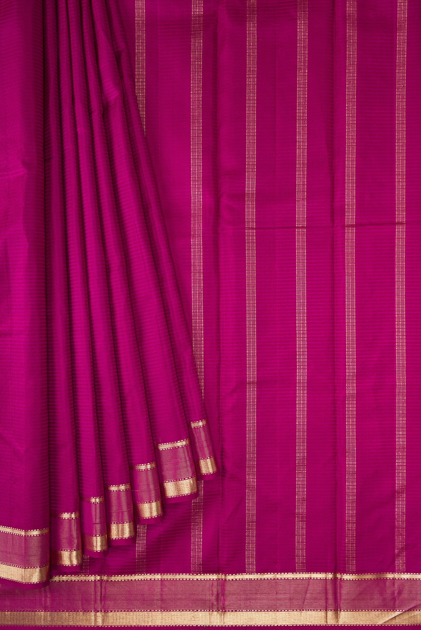 Pleats and pallu of Purple Dual Tone Kanjivaram Silk Saree with Stripes on the body and Zari Border. 