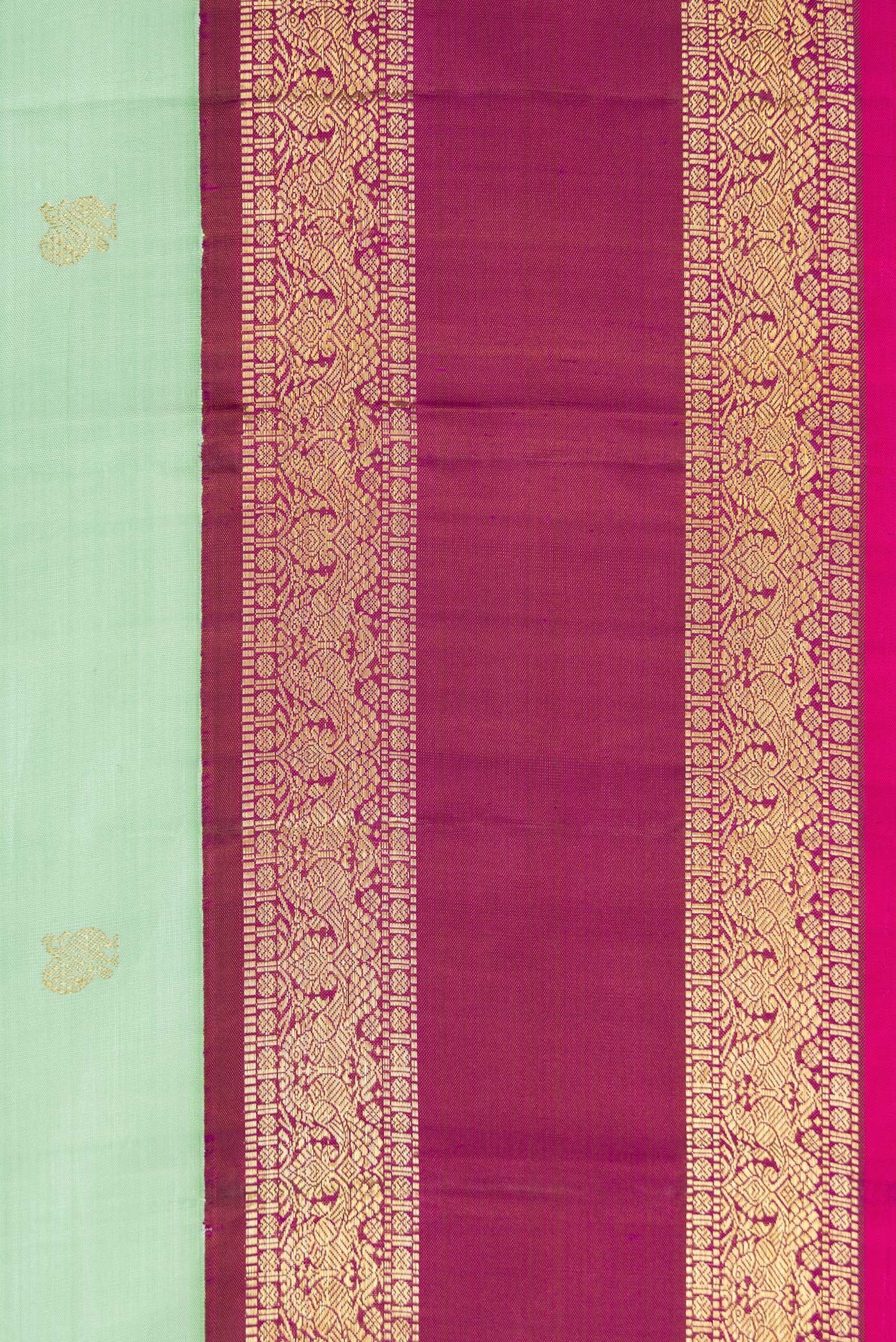 Border image of Pure Silk Pure Zari Light Green Dual Tone Kanjivaram Saree with Zari Butta on the body and Zari Border. 