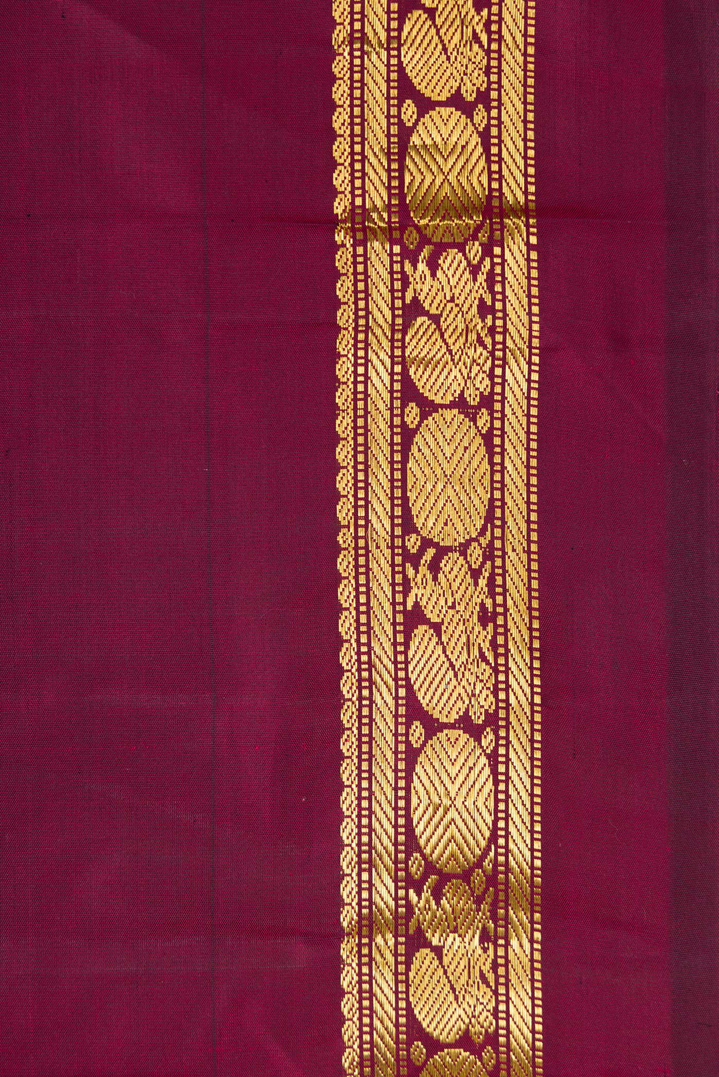 Border image of Pure Silk Pure Zari Maroon Dual Tone Kanjivaram Saree with Plain Body and Zari Border. 