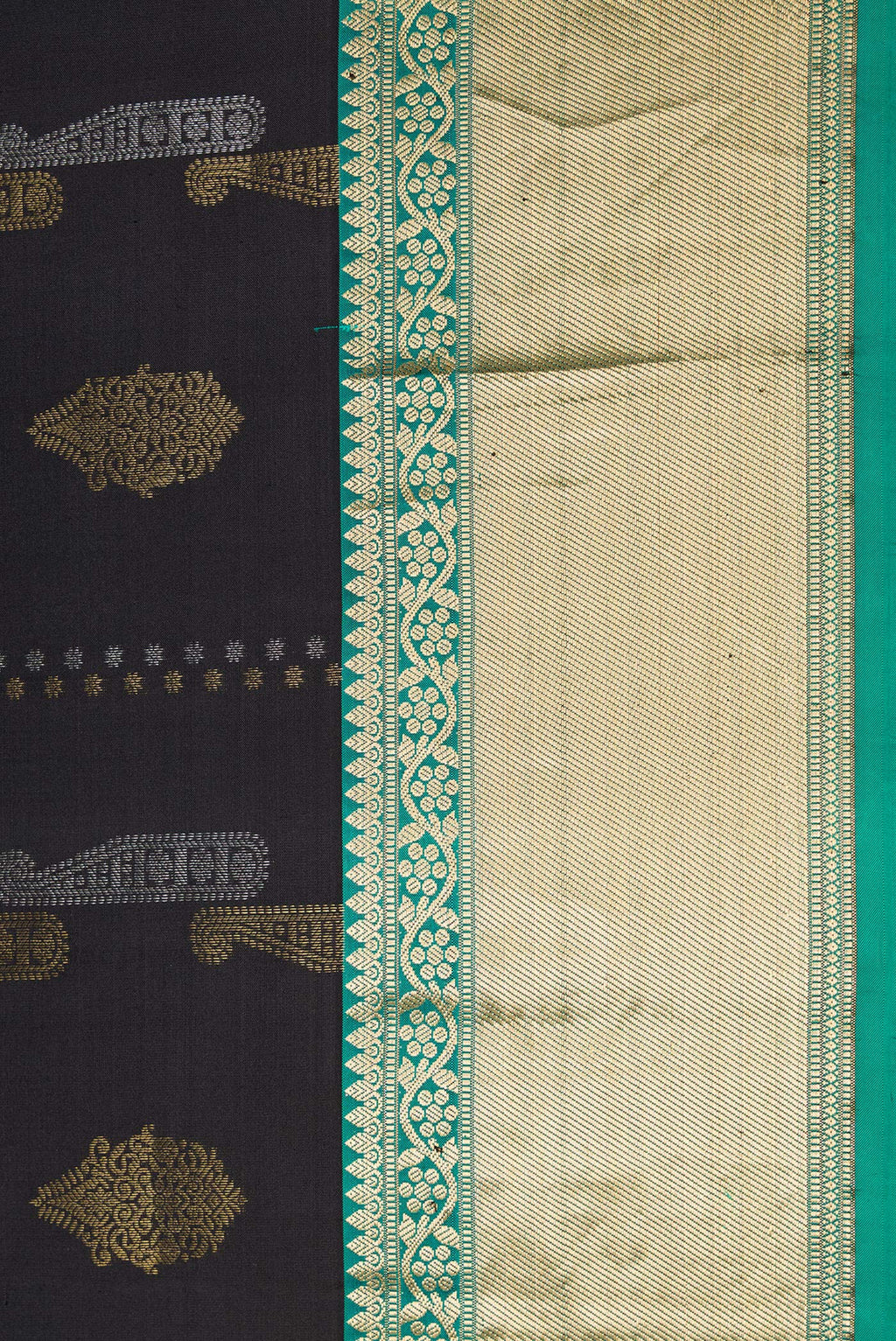 Border image of Black Dual Tone Kanjivaram Silk Saree with Zari Butta on the body and Zari Border. 