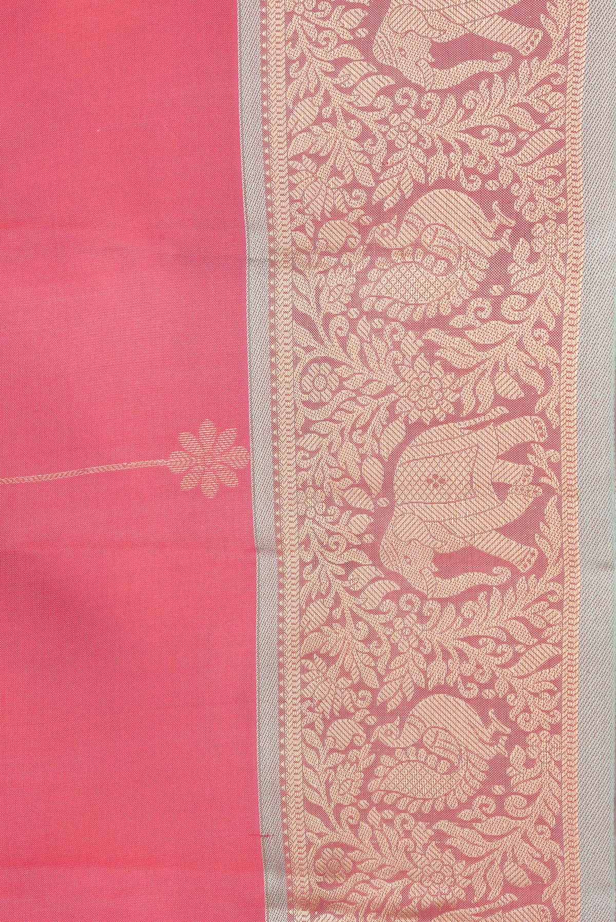 Border image of Pink Dual Tone Kanchipuram Silk Saree with Stripes on the body and Zari Border. 