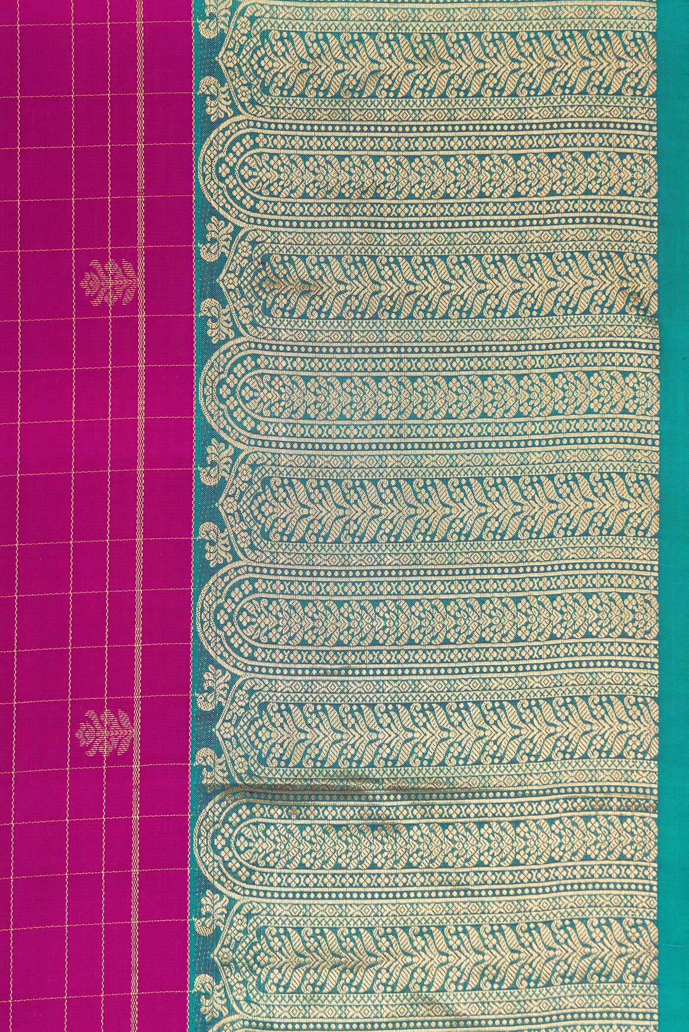 Border image of Dark Pink Dual Tone Kanchipuram Silk Saree with Stripes on the body and Zari Border. 