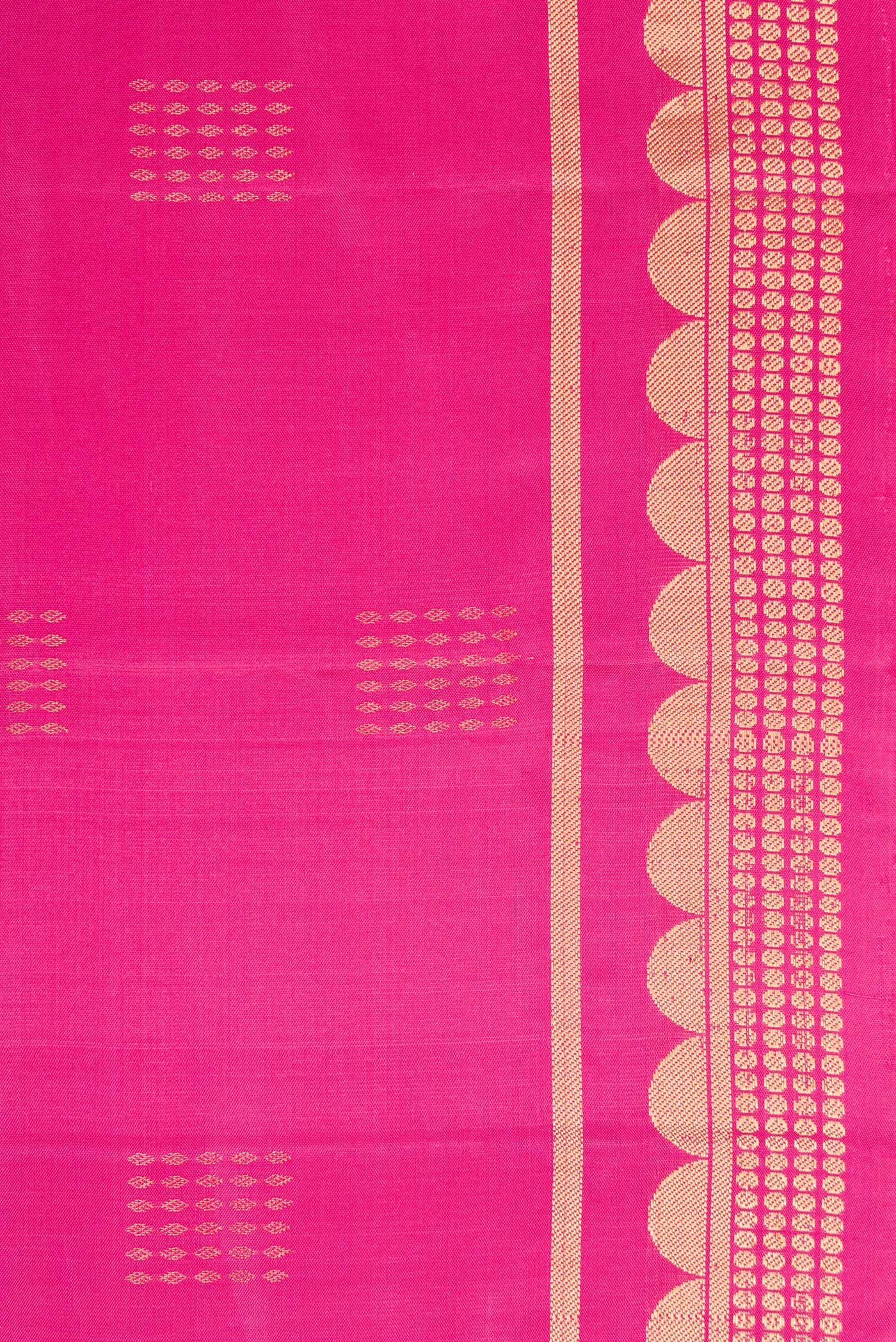 Border image of Pink Dual Tone Soft Silk Saree with Zari Butta on the body and Fancy Border. 