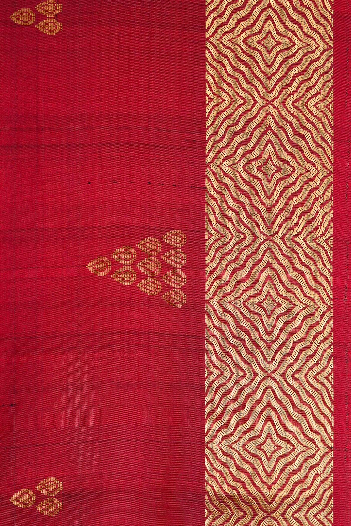 Border image of Maroon Dual Tone Soft Silk Saree with Zari Butta on the body and Zari Border. 