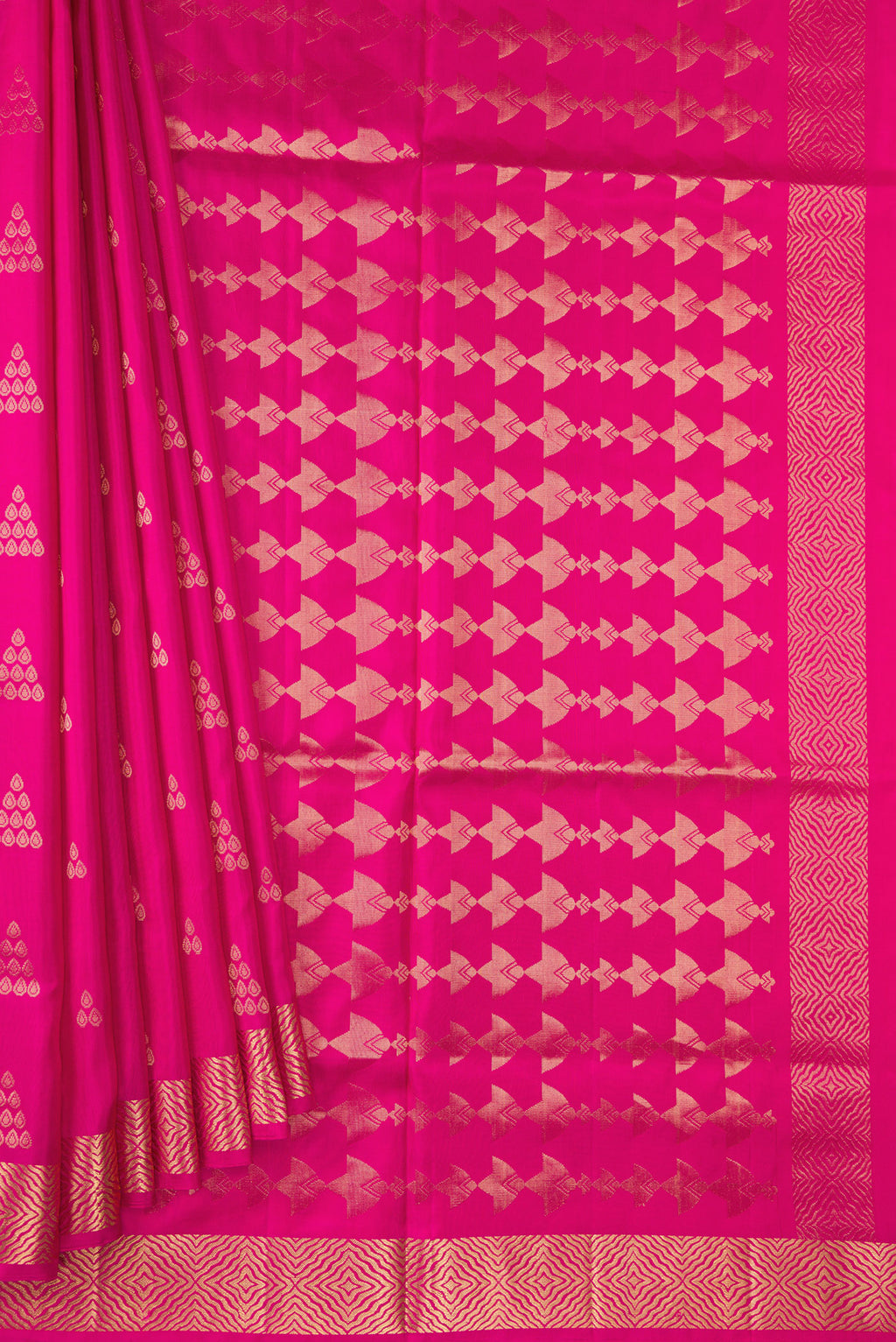Pleats and pallu of Pink Dual Tone Soft Silk Saree with Zari Butta on the body and Zari Border. 