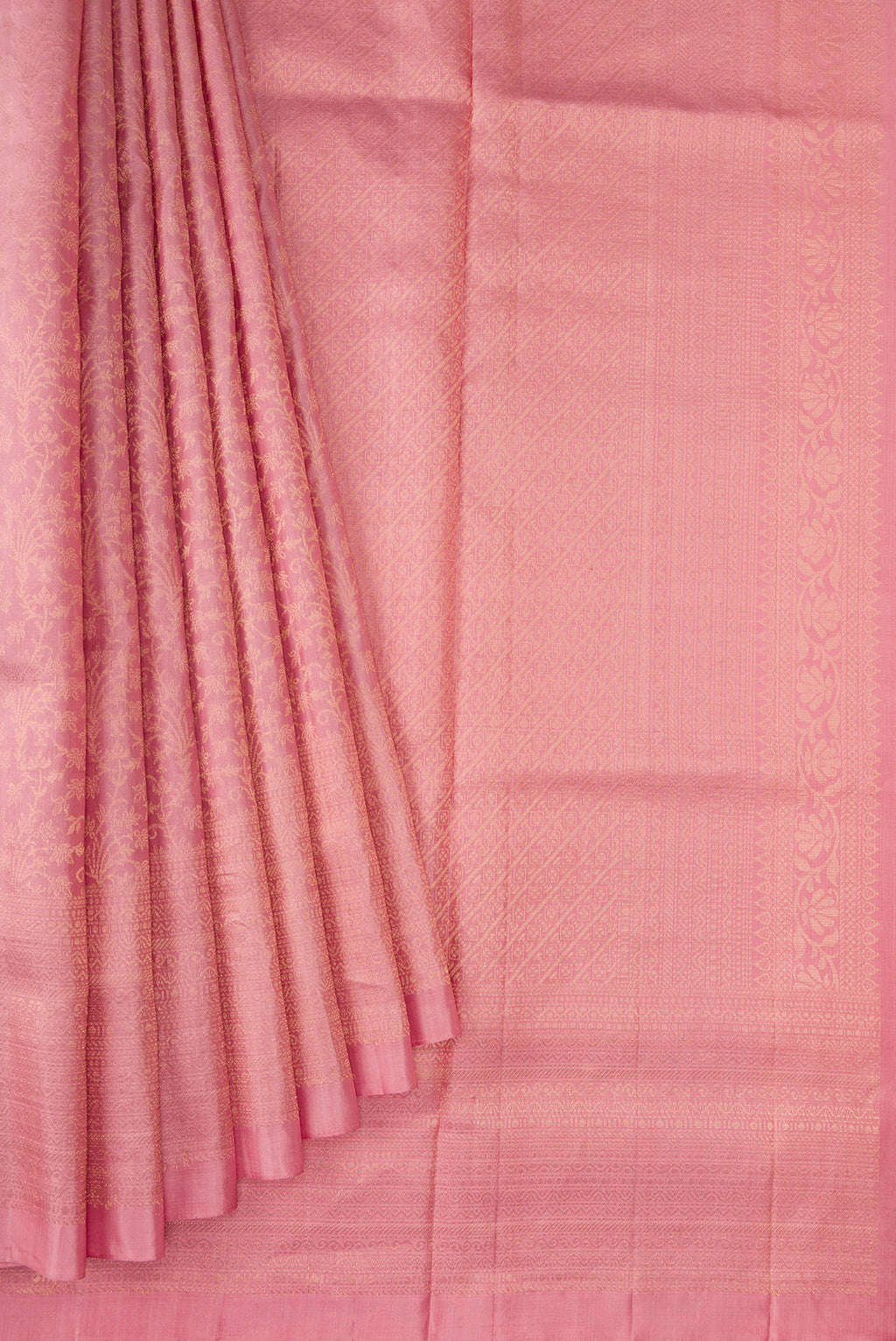 Pleats and pallu of Pink Dual Tone Soft Silk Saree with Zari Brocade on the body and Zari Border. 