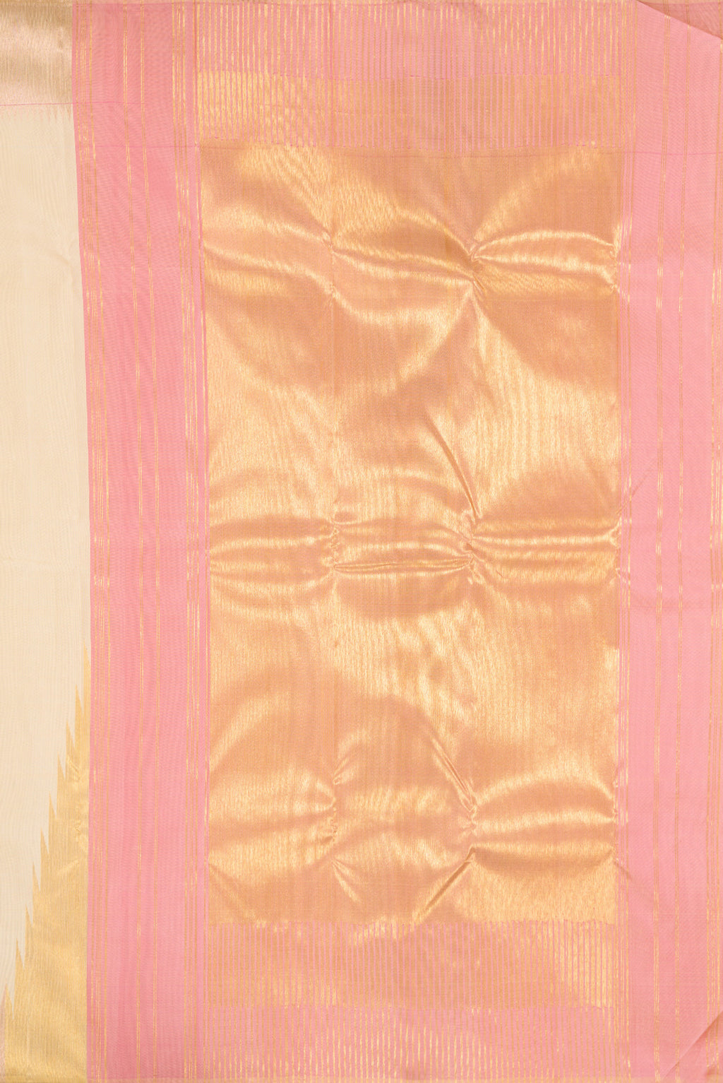 Close up image of the pallu of Sandal Dual Tone Kanjivaram Silk Saree with Plain Body and Temple Border. 