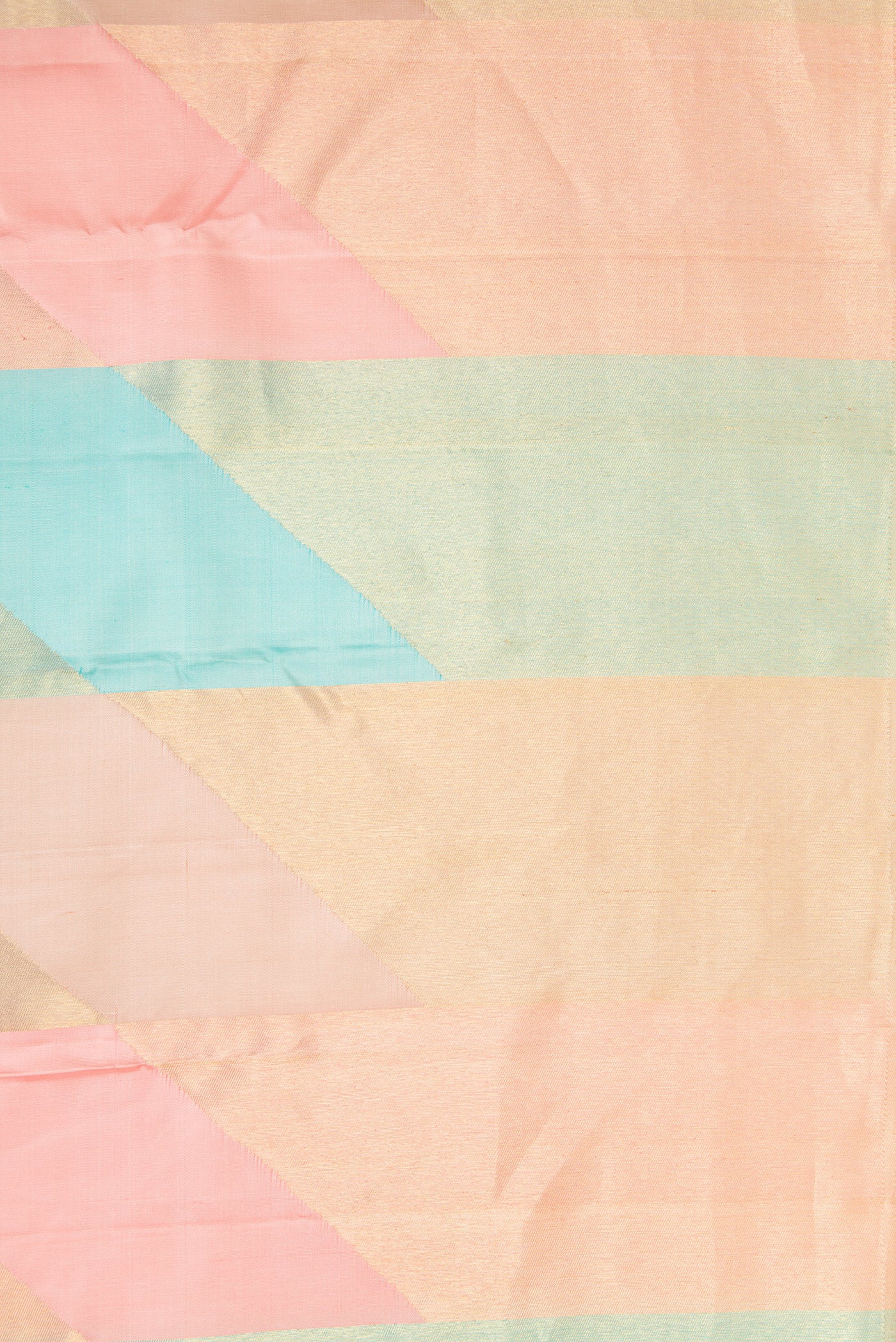 Border image of Peach Dual Tone Kanchipuram Silk Saree with Zari Brocade on the body and Fancy Border. 