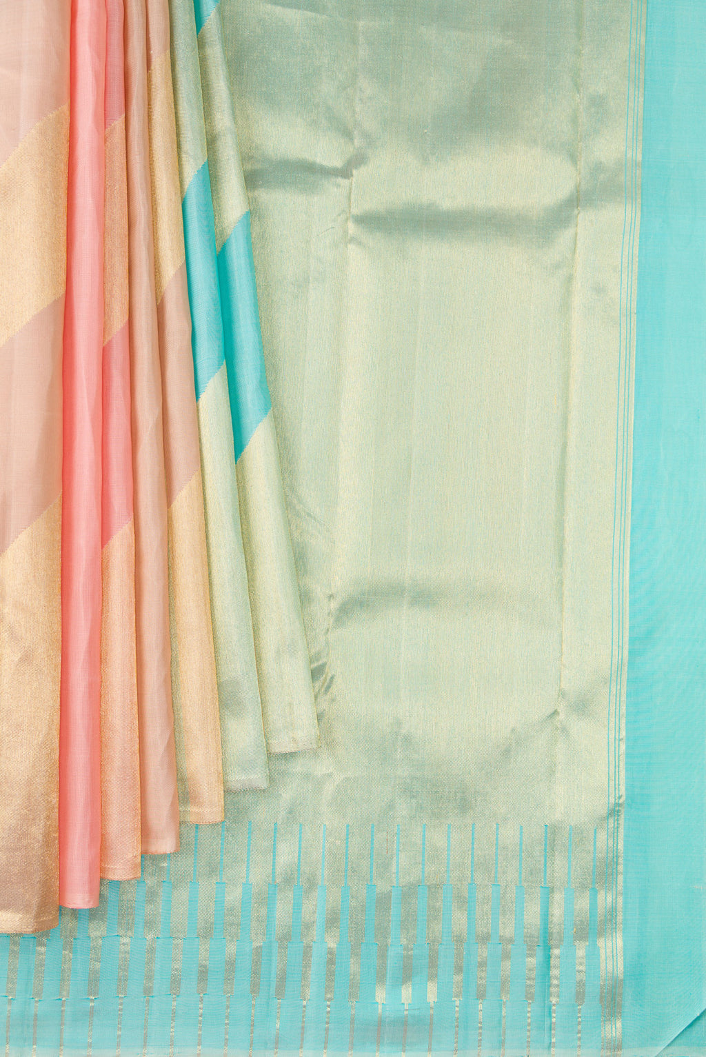 Pleats and pallu of Peach Dual Tone Kanchipuram Silk Saree with Zari Brocade on the body and Fancy Border. 