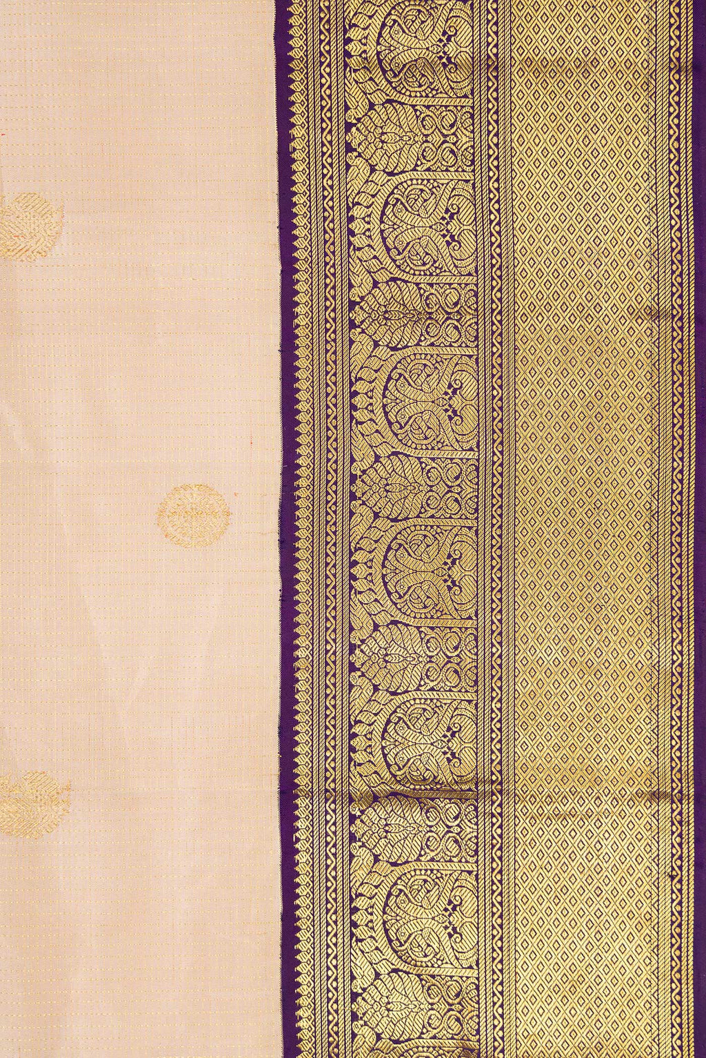 Border image of Dark Beige Dual Tone Kanchipuram Silk Saree with Zari Butta on the body and Zari Border. 