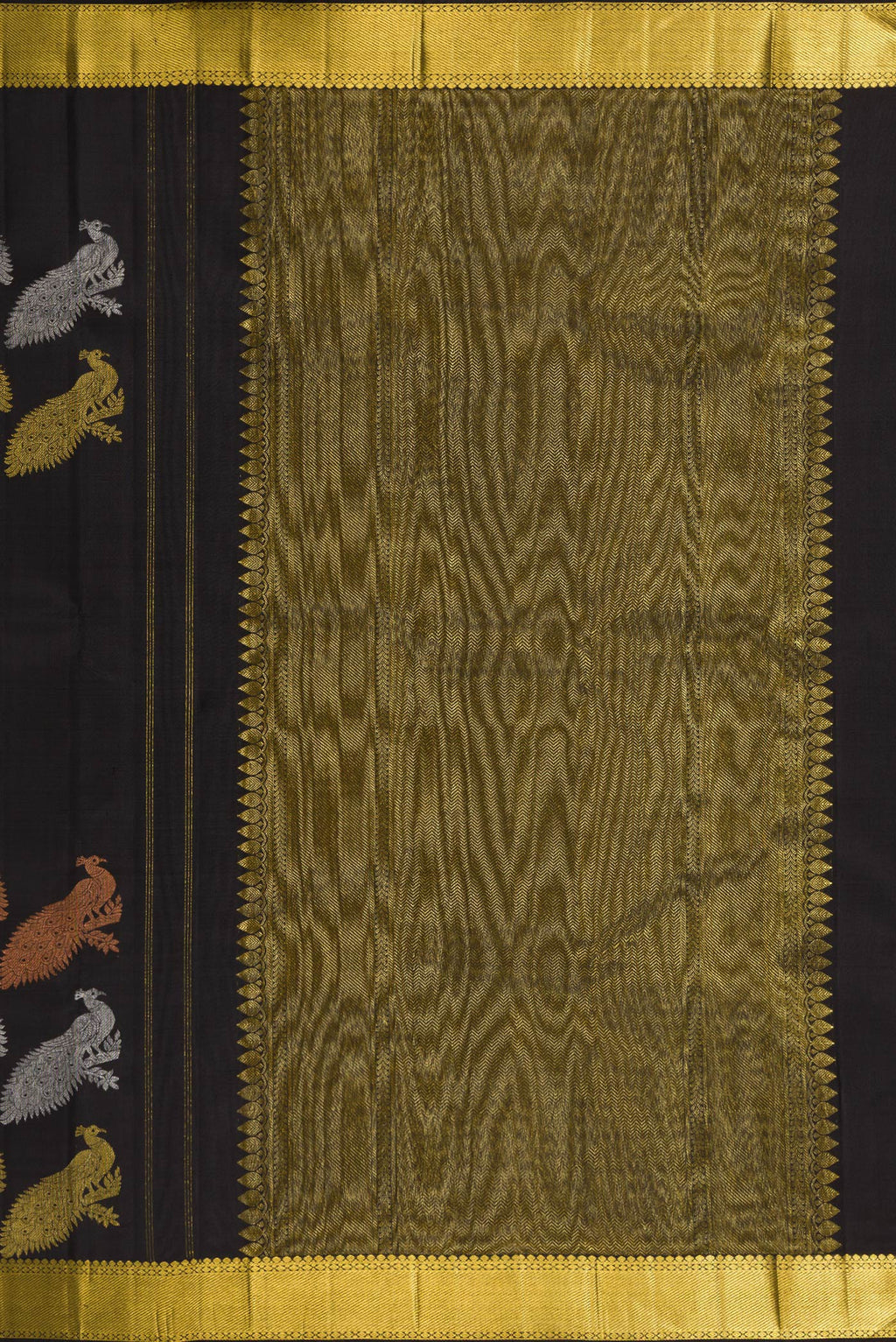 Close up image of the pallu of Black Dual Tone Kanjivaram Silk Saree with Plain Body and Fancy Border. 