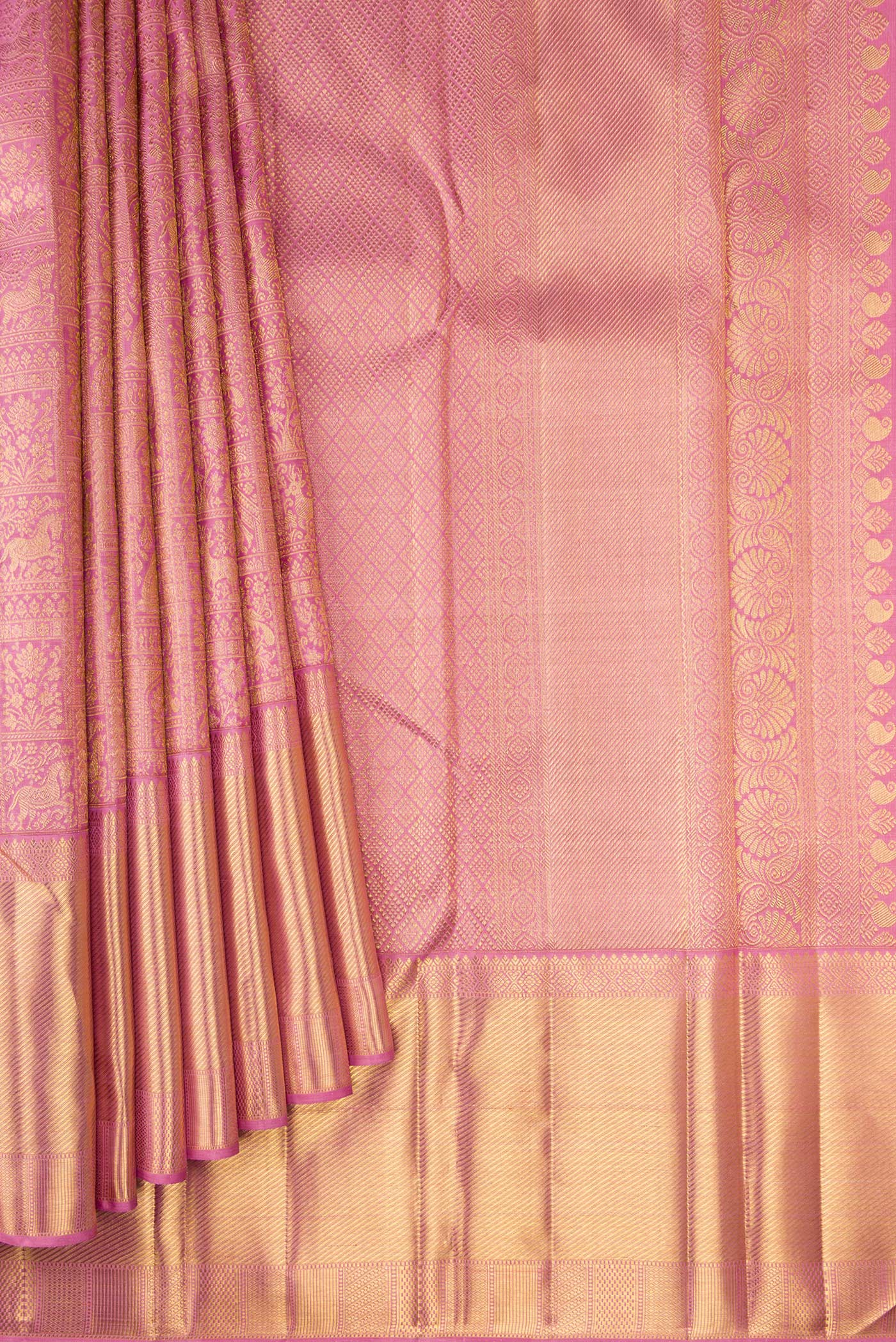 Pleats and pallu of Pure Silk Pure Zari Pink Dual Tone Kanjivaram Saree with Zari Brocade on the body and Zari Border. 