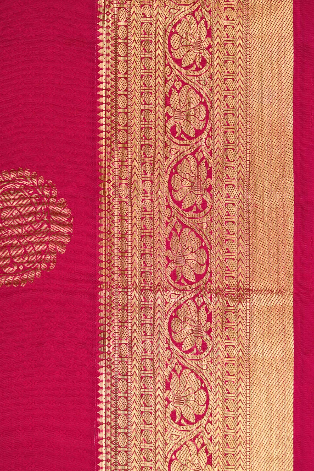 Border image of Pure Silk Pure Zari Maroon Dual Tone Kanjivaram Saree with Zari Butta on the body and Zari Border. 