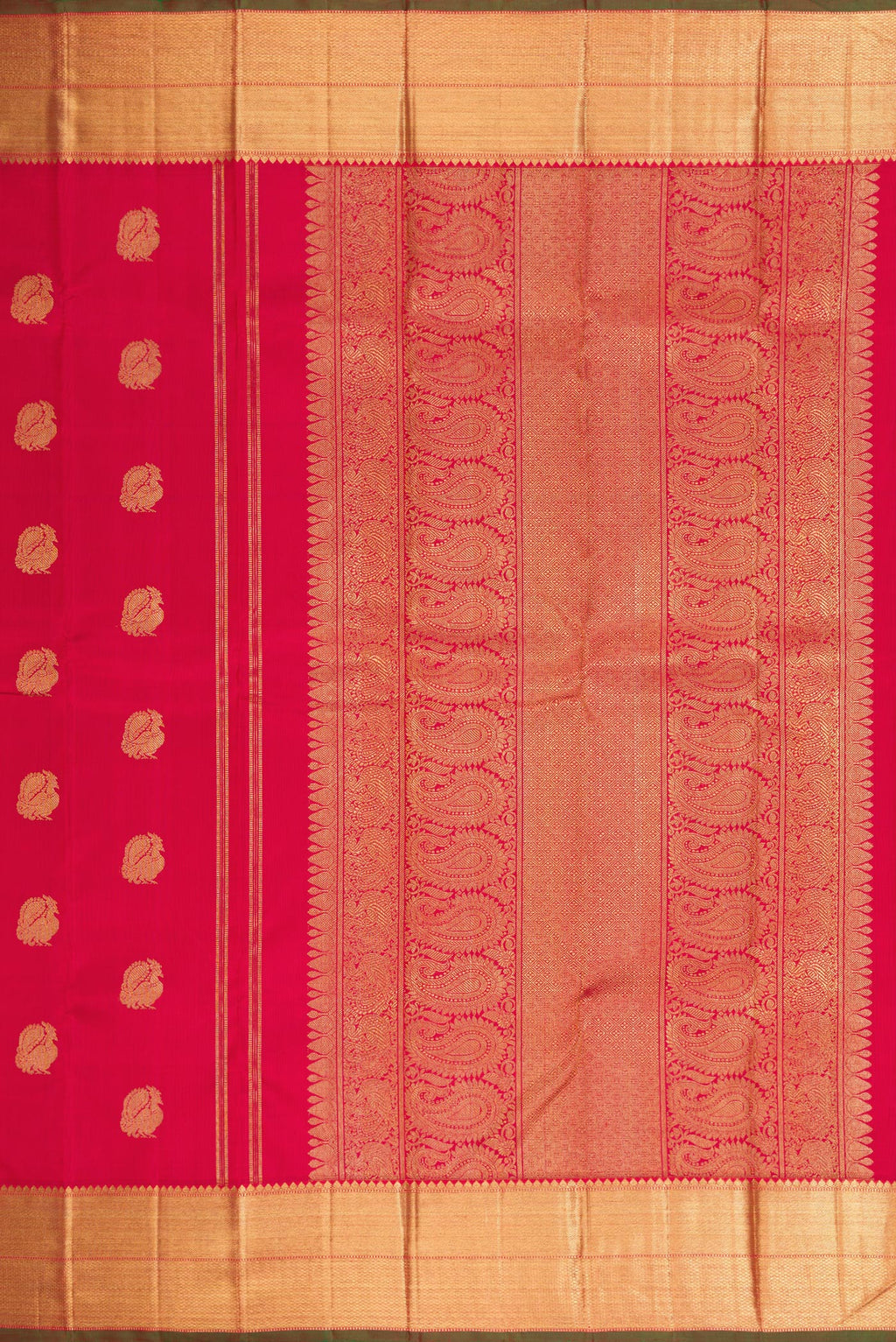 Close up image of the pallu of Pure Silk Pure Zari Red Dual Tone Kanjivaram Saree with Zari Butta on the body and Zari Border. 