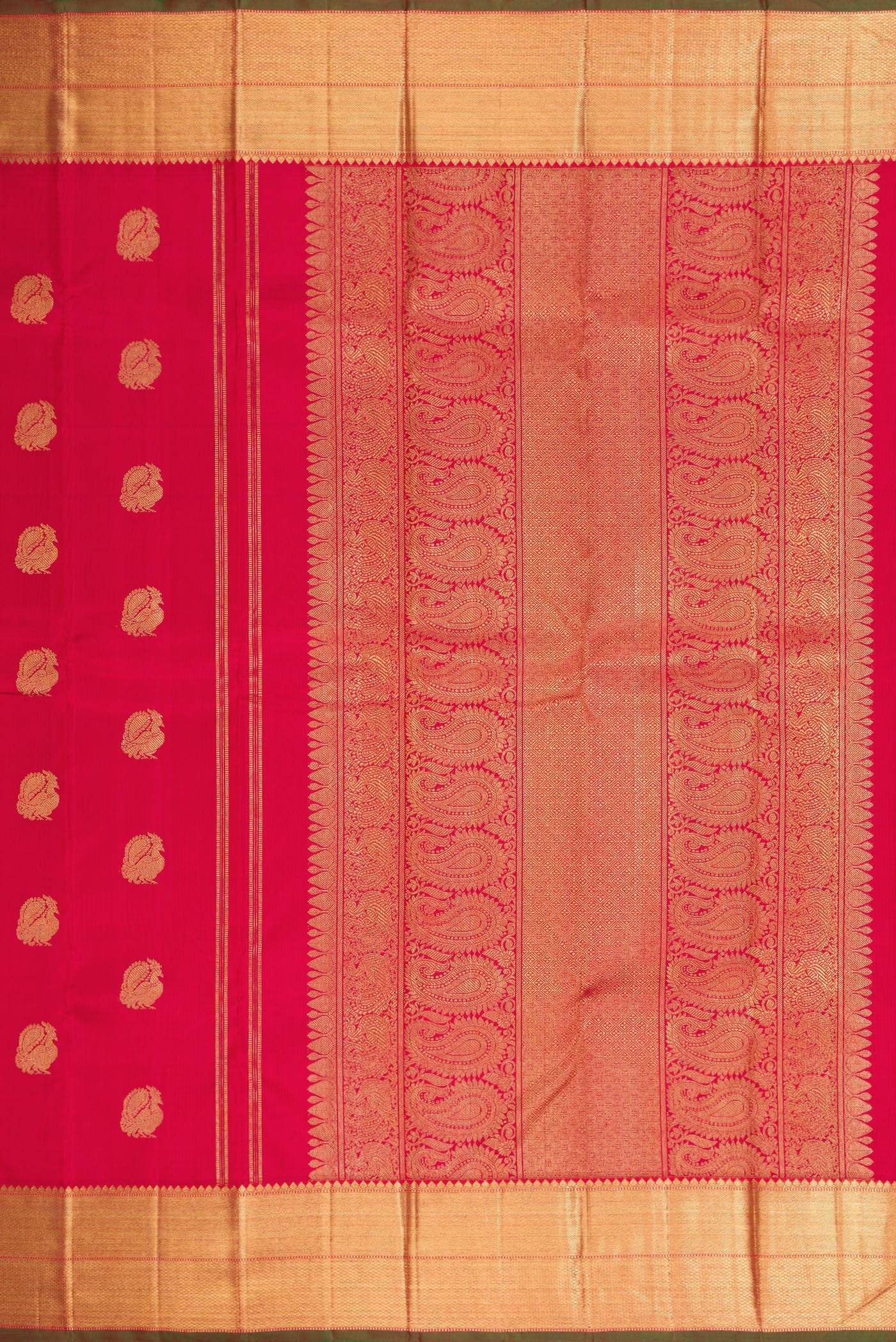 Close up image of the pallu of Pure Silk Pure Zari Red Dual Tone Kanjivaram Saree with Zari Butta on the body and Zari Border. 