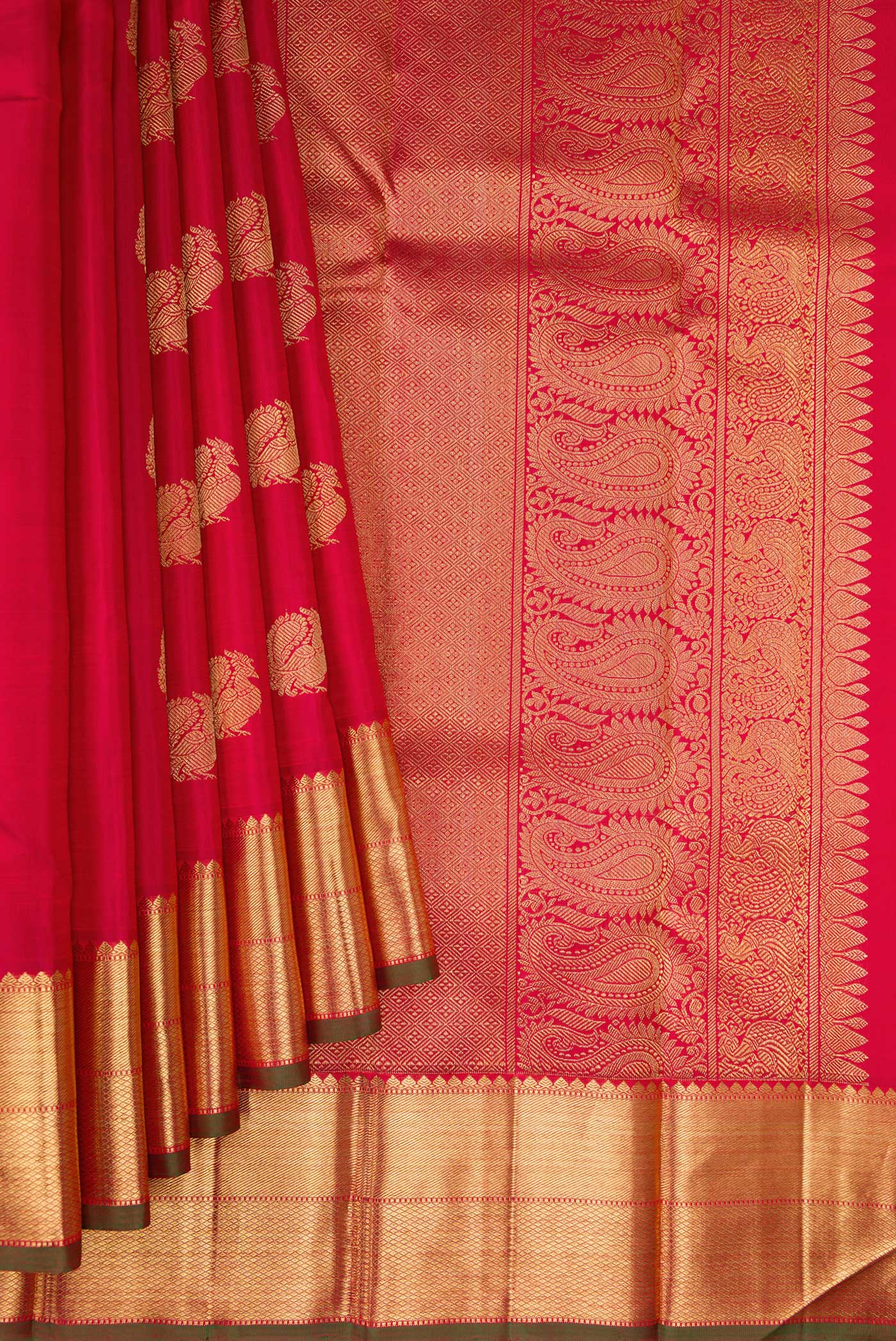 Pleats and pallu of Pure Silk Pure Zari Red Dual Tone Kanjivaram Saree with Zari Butta on the body and Zari Border. 