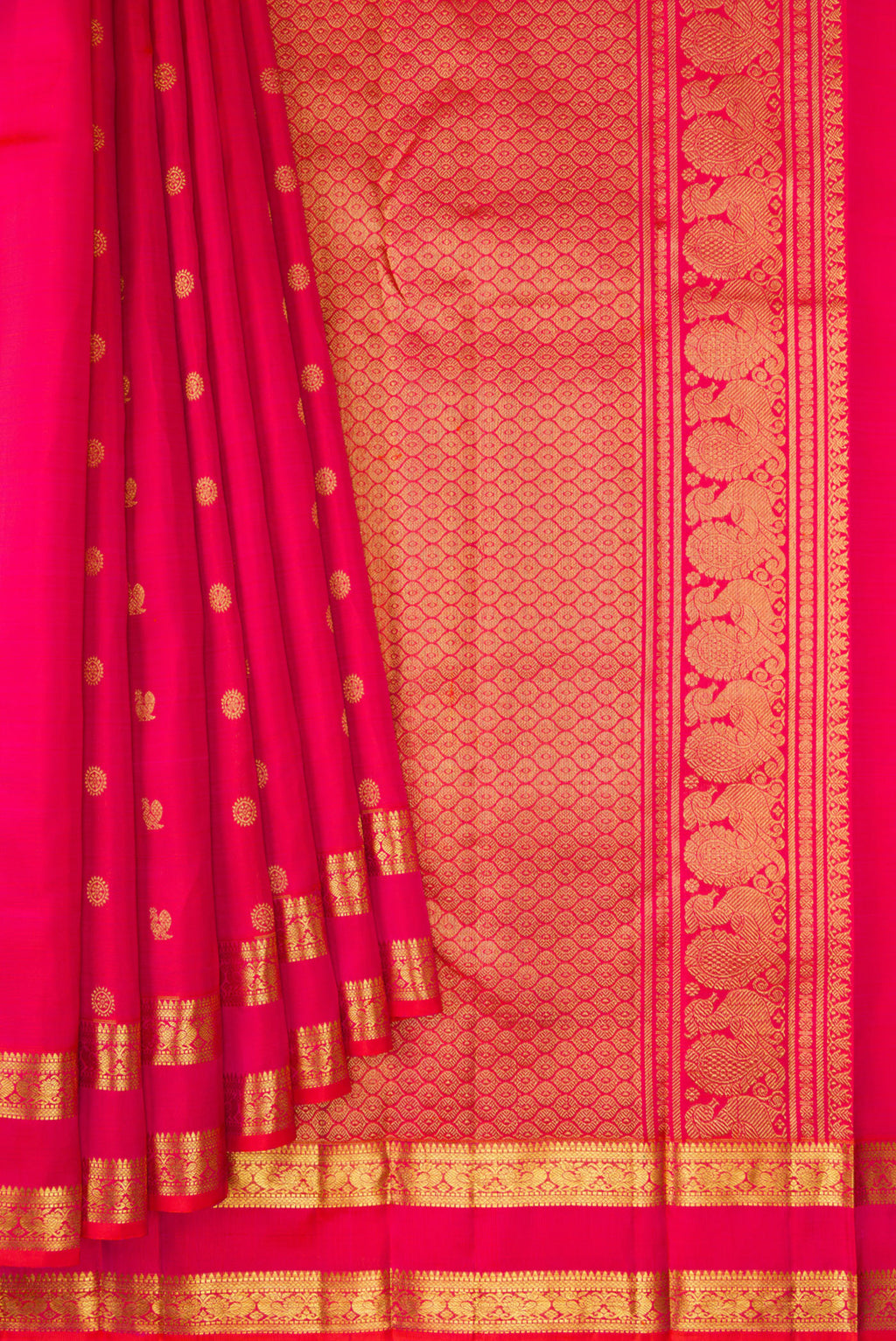 Pleats and pallu of Pink with Red Color Kanjivaram Silk Saree with Zari Butta on the body and Zari Border. 