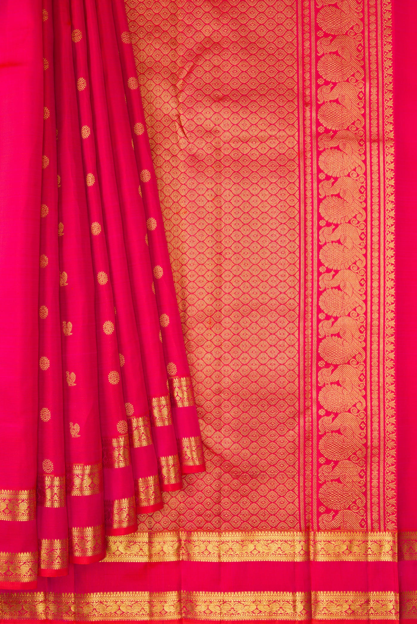 Pleats and pallu of Pink with Red Color Kanjivaram Silk Saree with Zari Butta on the body and Zari Border. 