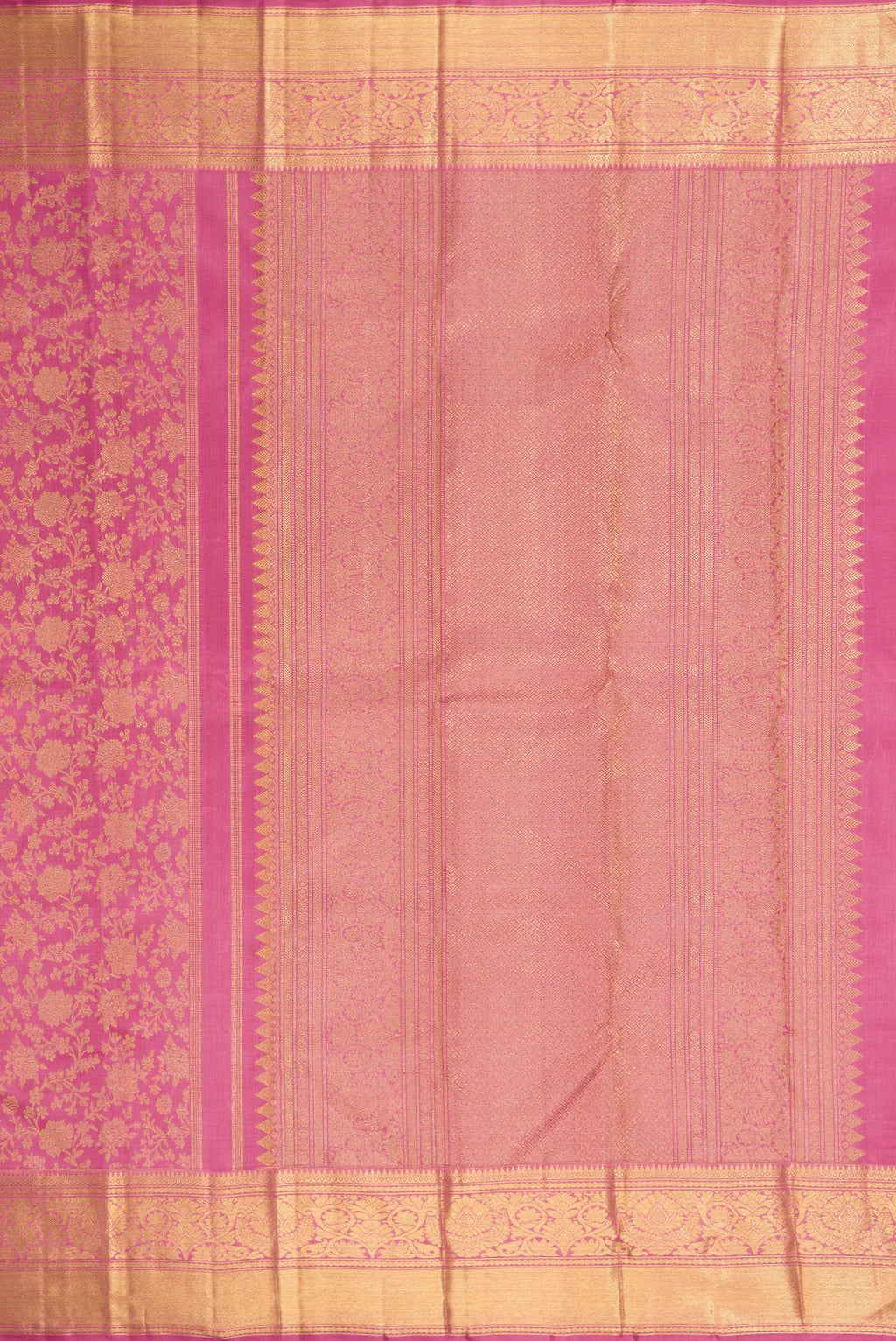 Close up image of the pallu of Pure Silk Pure Zari Pink Dual Tone Kanjivaram Saree with Zari Brocade on the body and Zari Border. 