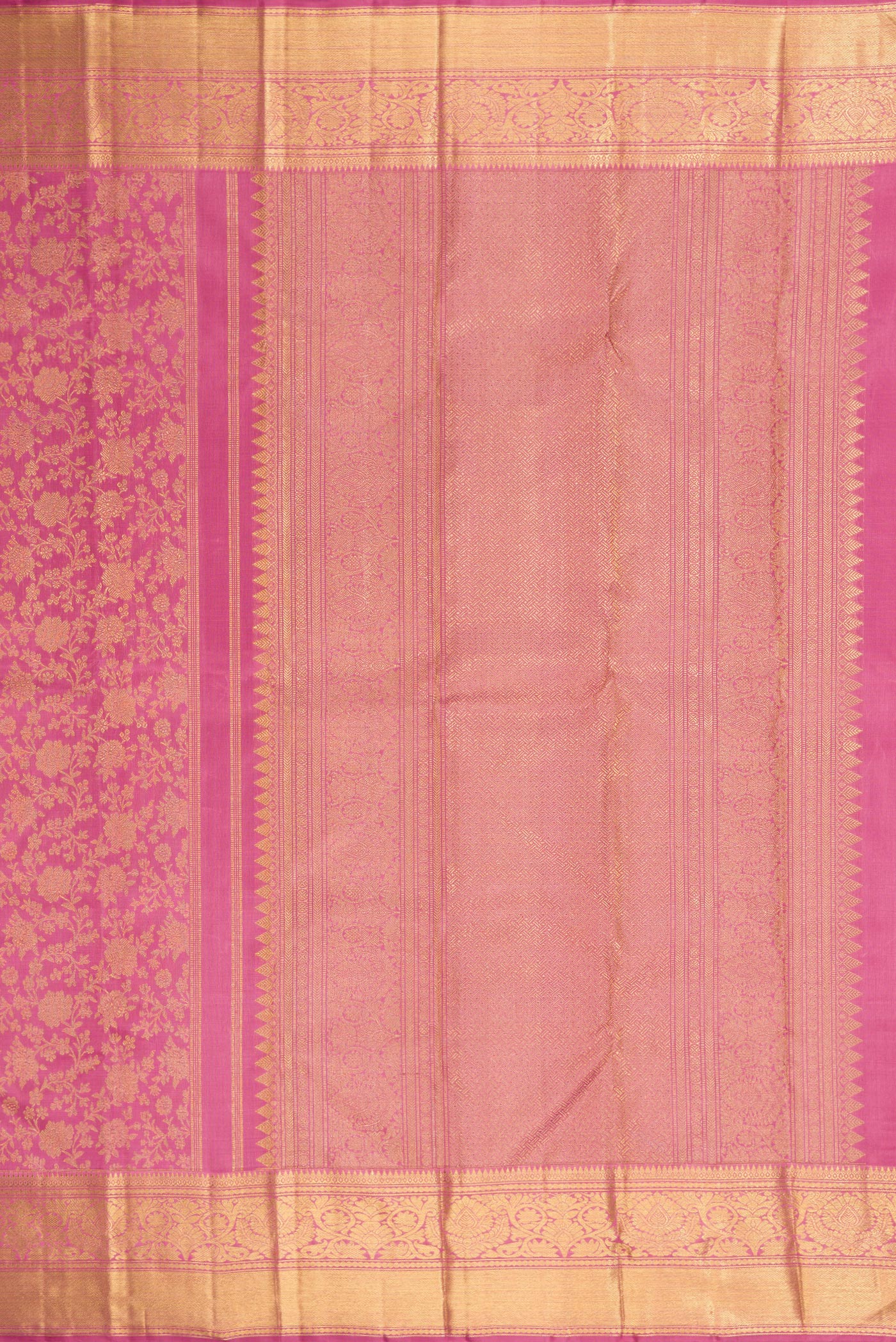 Close up image of the pallu of Pure Silk Pure Zari Pink Dual Tone Kanjivaram Saree with Zari Brocade on the body and Zari Border. 