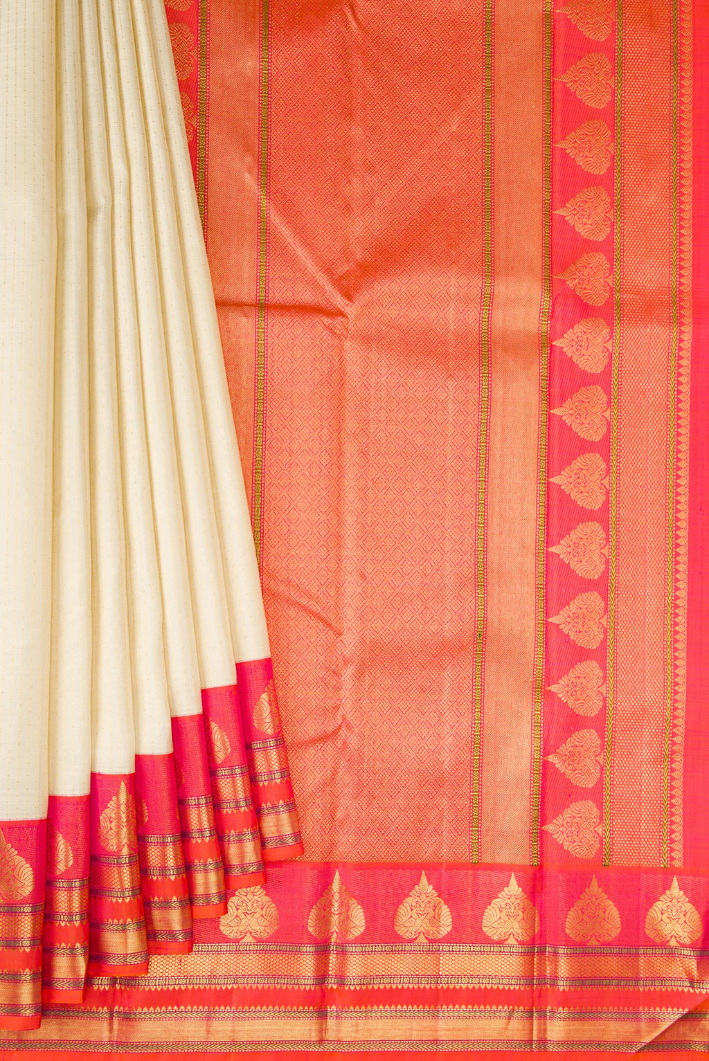 Pleats and pallu of Beige Dual Tone Kanchipuram Silk Saree with Stripes on the body and Fancy Border. 