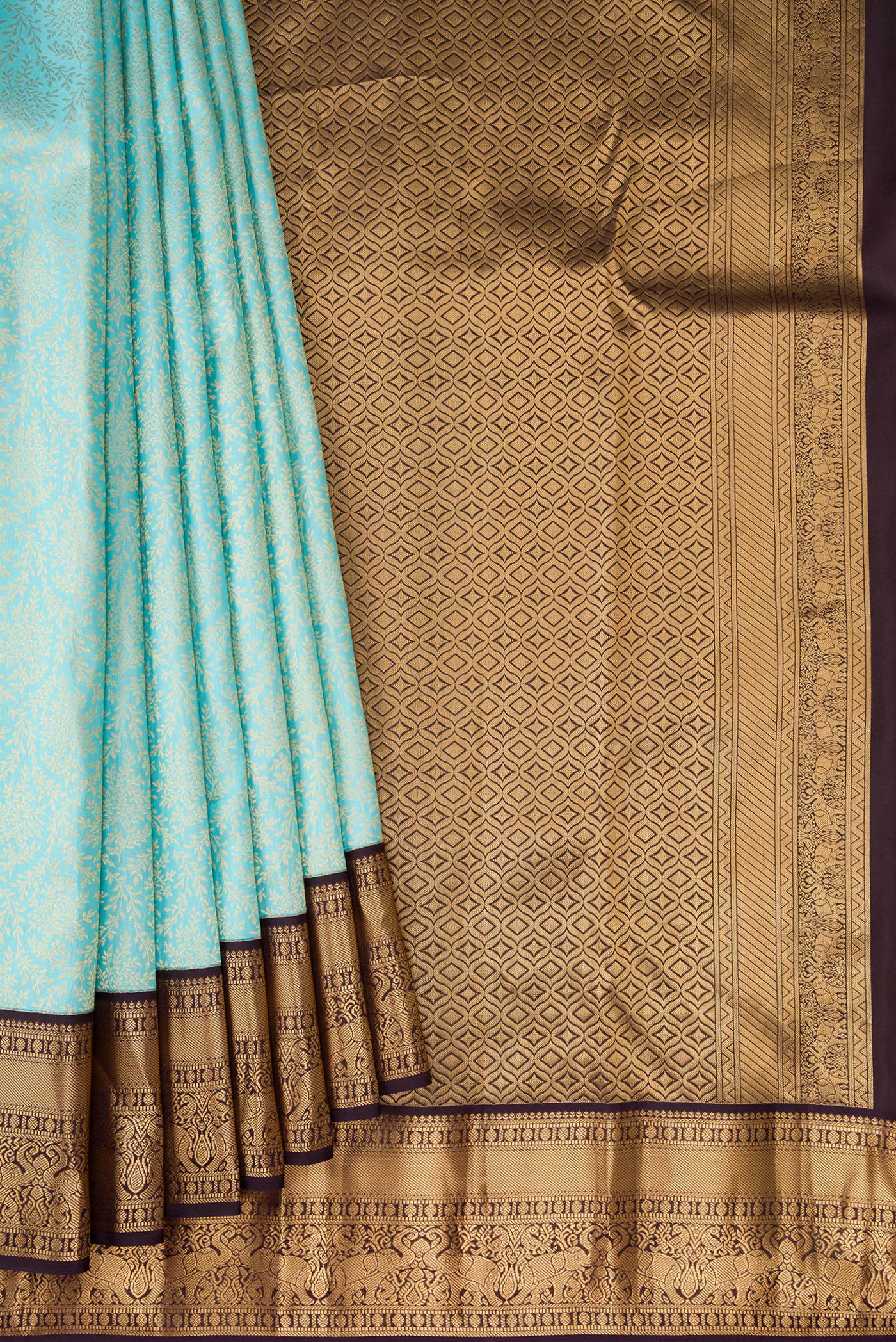 Pleats and pallu of Sky Blue Kanjivaram Silk Saree with Zari Brocade on the body and Zari Border. 