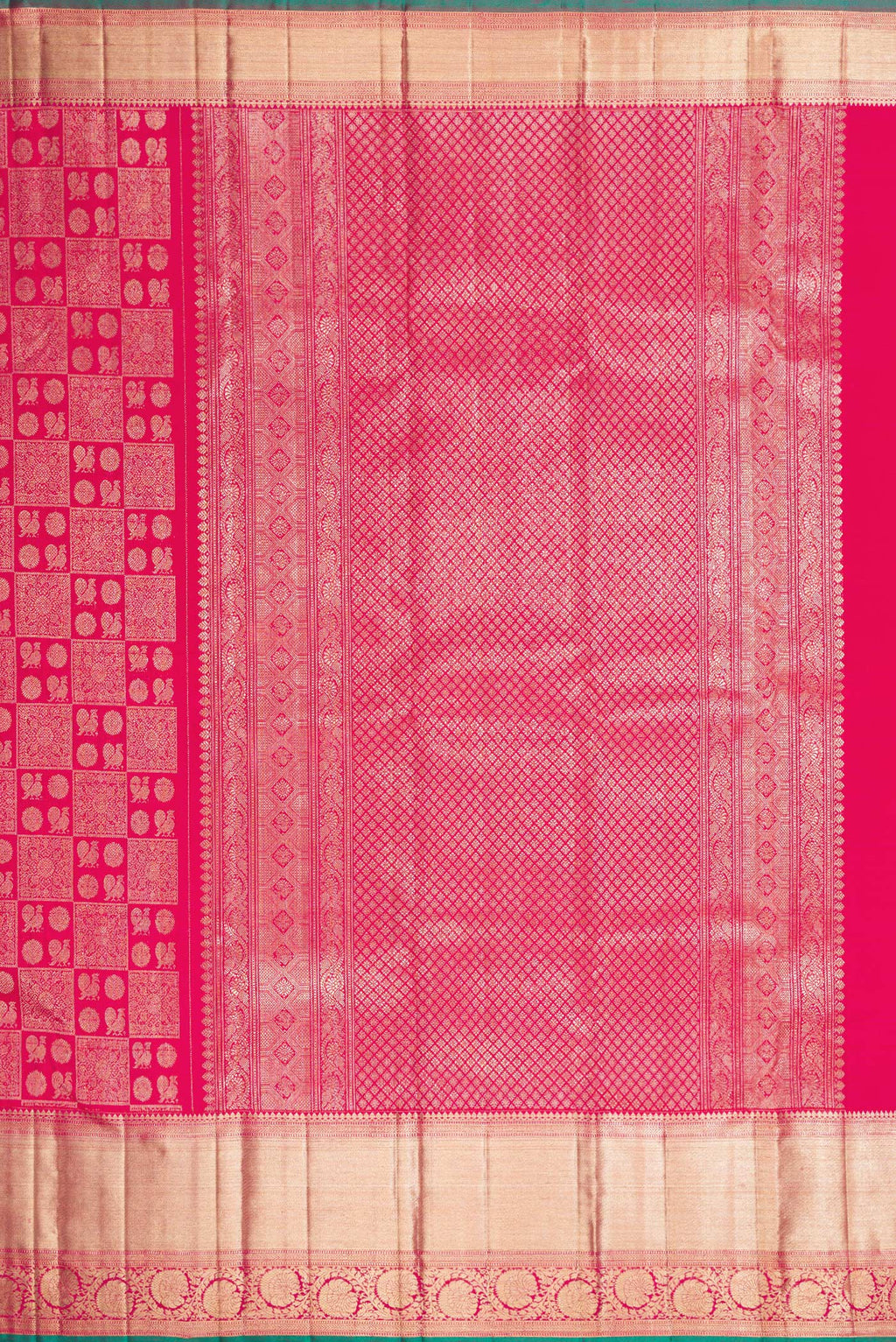Close up image of the pallu of Pink Dual Tone Kanchipuram Silk Saree with Zari Brocade on the body and Zari Border. 