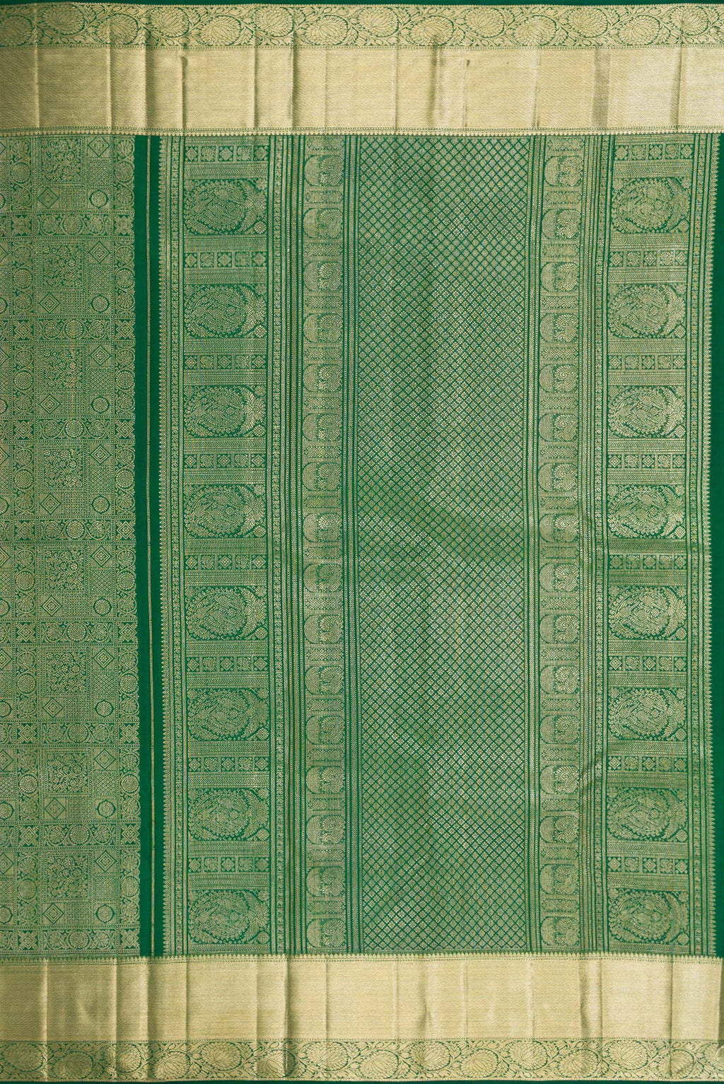 Close up image of the pallu of Green Kanchipuram Silk Saree with Zari Brocade on the body and Zari Border. 