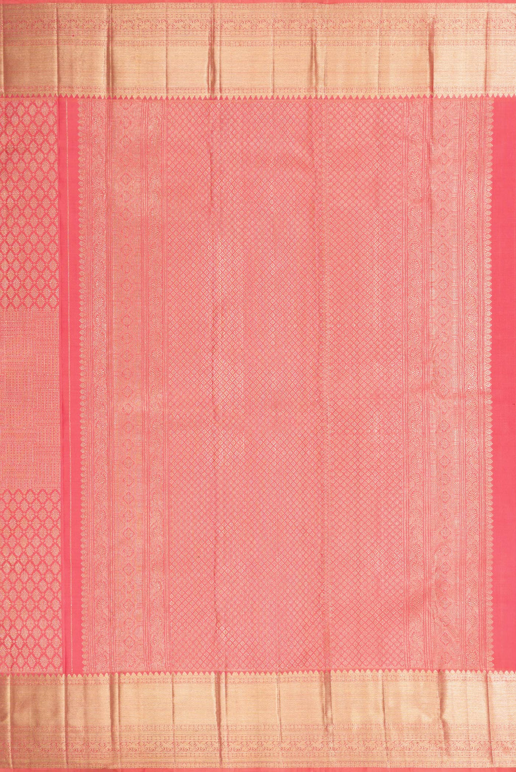 Close up image of the pallu of Pink Dual Tone Kanchipuram Silk Saree with Zari Brocade on the body and Zari Border. 