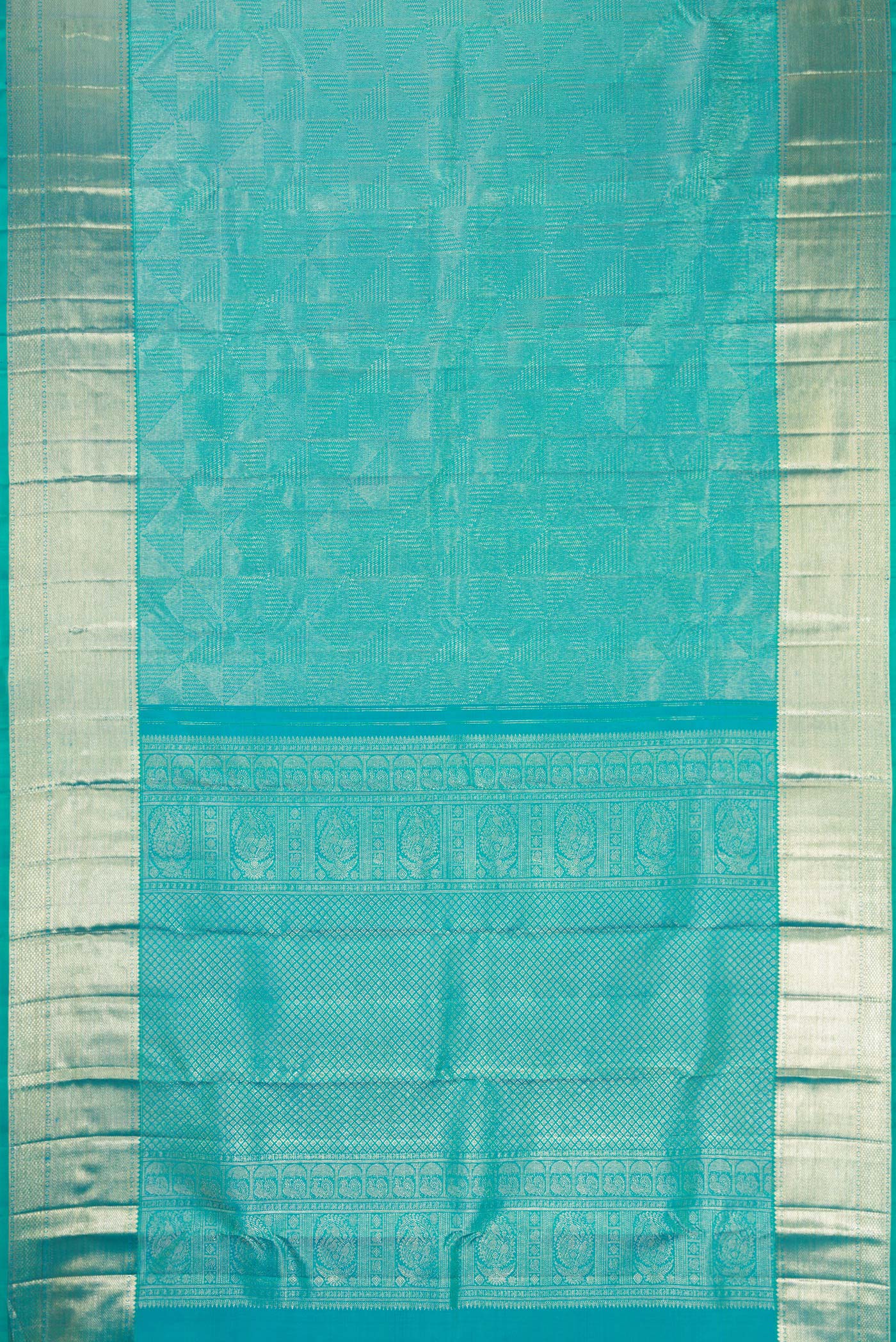 Flat view of Turquoise Dual Tone Kanchipuram Silk Saree with Zari Brocade on the body and Zari Border. 