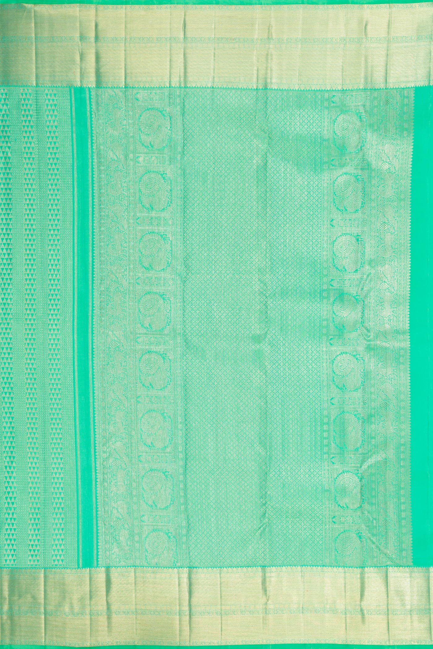 Close up image of the pallu of Sea Green Dual Tone Kanchipuram Silk Saree with Zari Brocade on the body and Zari Border. 
