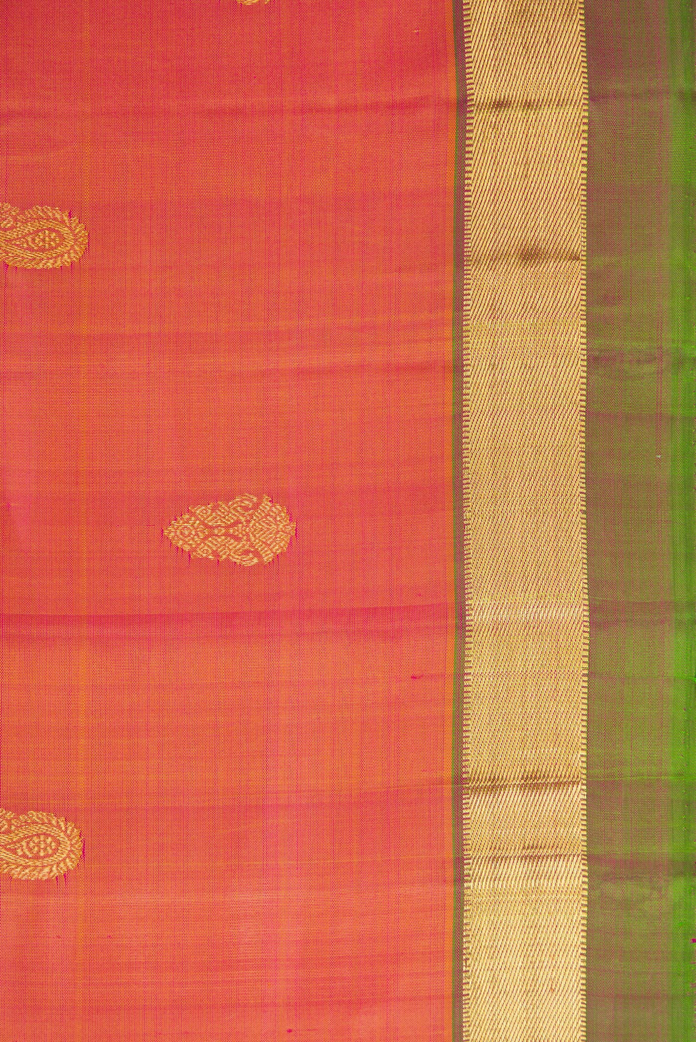Border image of Orange Dual Tone Kanchipuram Silk Saree with Zari Butta on the body and Zari Border. 