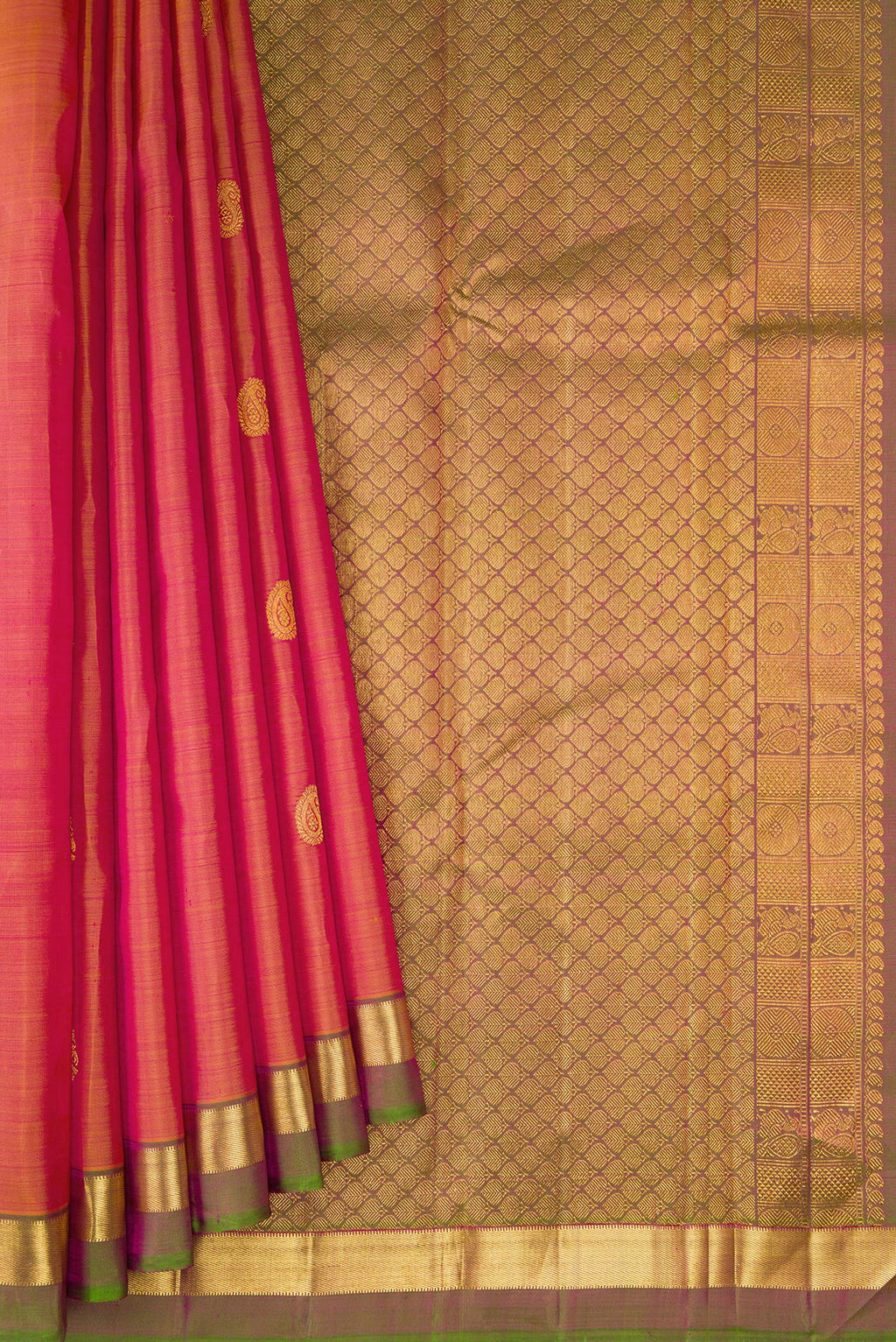Pleats and pallu of Orange Dual Tone Kanchipuram Silk Saree with Zari Butta on the body and Zari Border. 