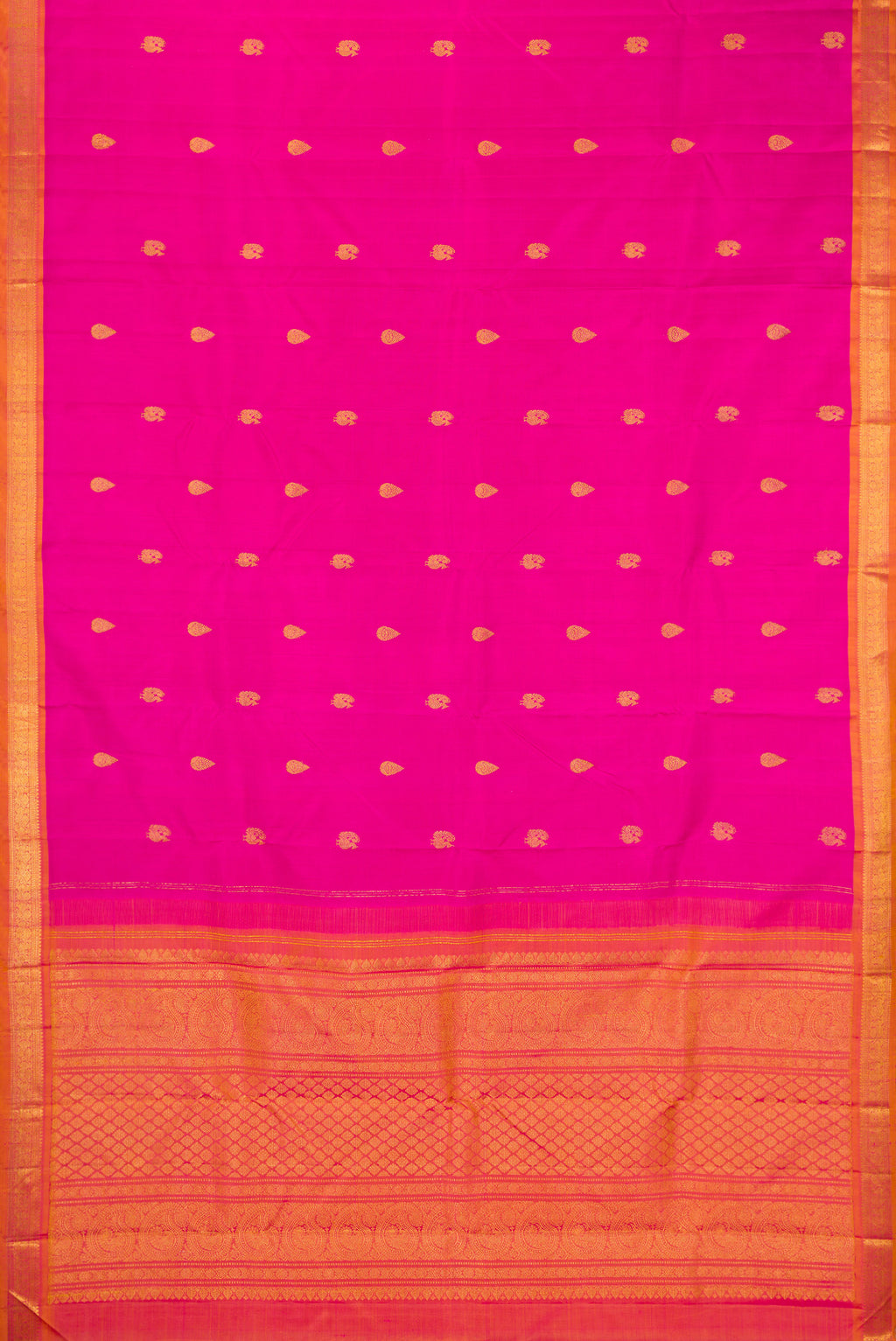 Flat view of Pink Kanchipuram Silk Saree with Zari Butta on the body and Zari Border. 