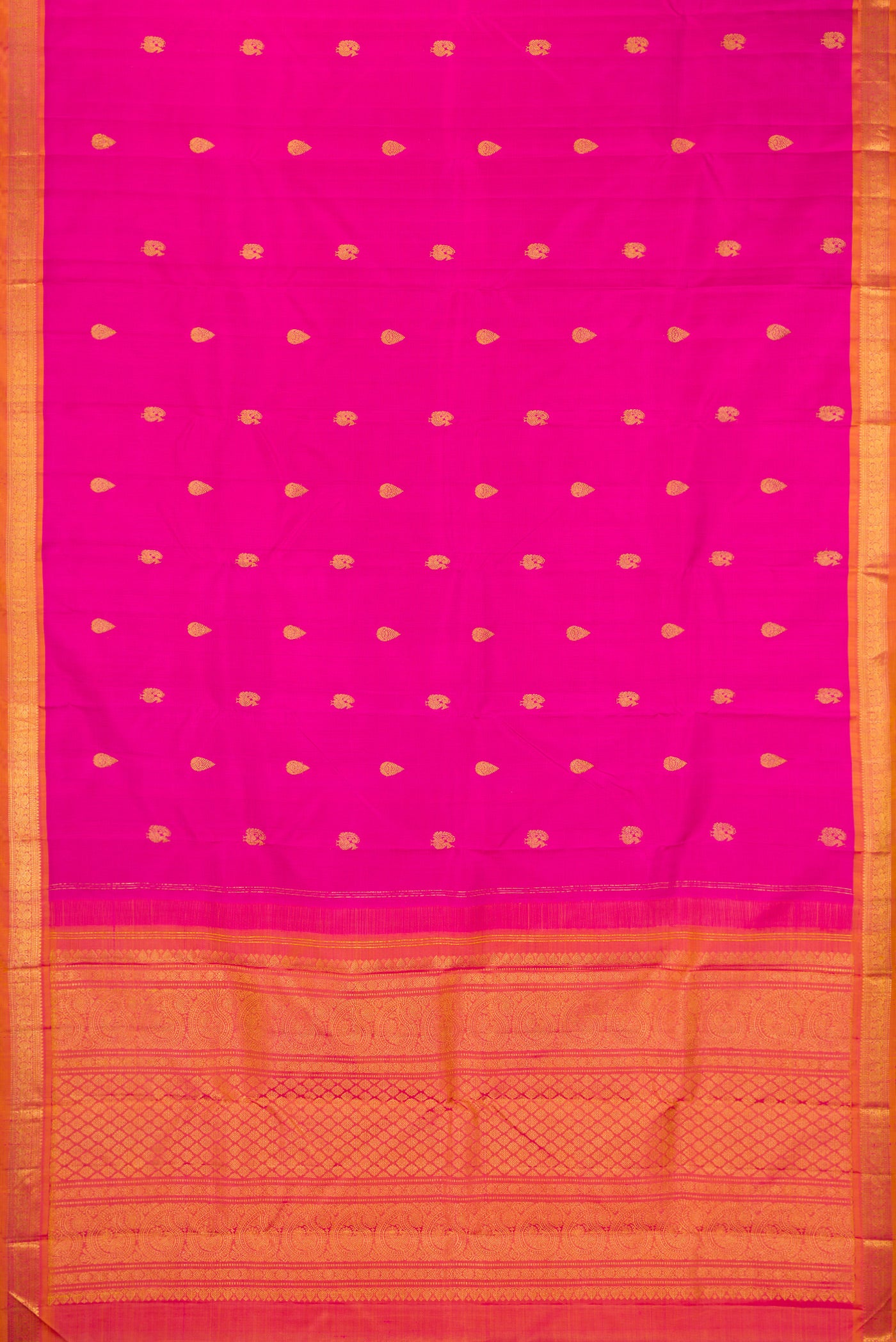 Flat view of Pink Kanchipuram Silk Saree with Zari Butta on the body and Zari Border. 