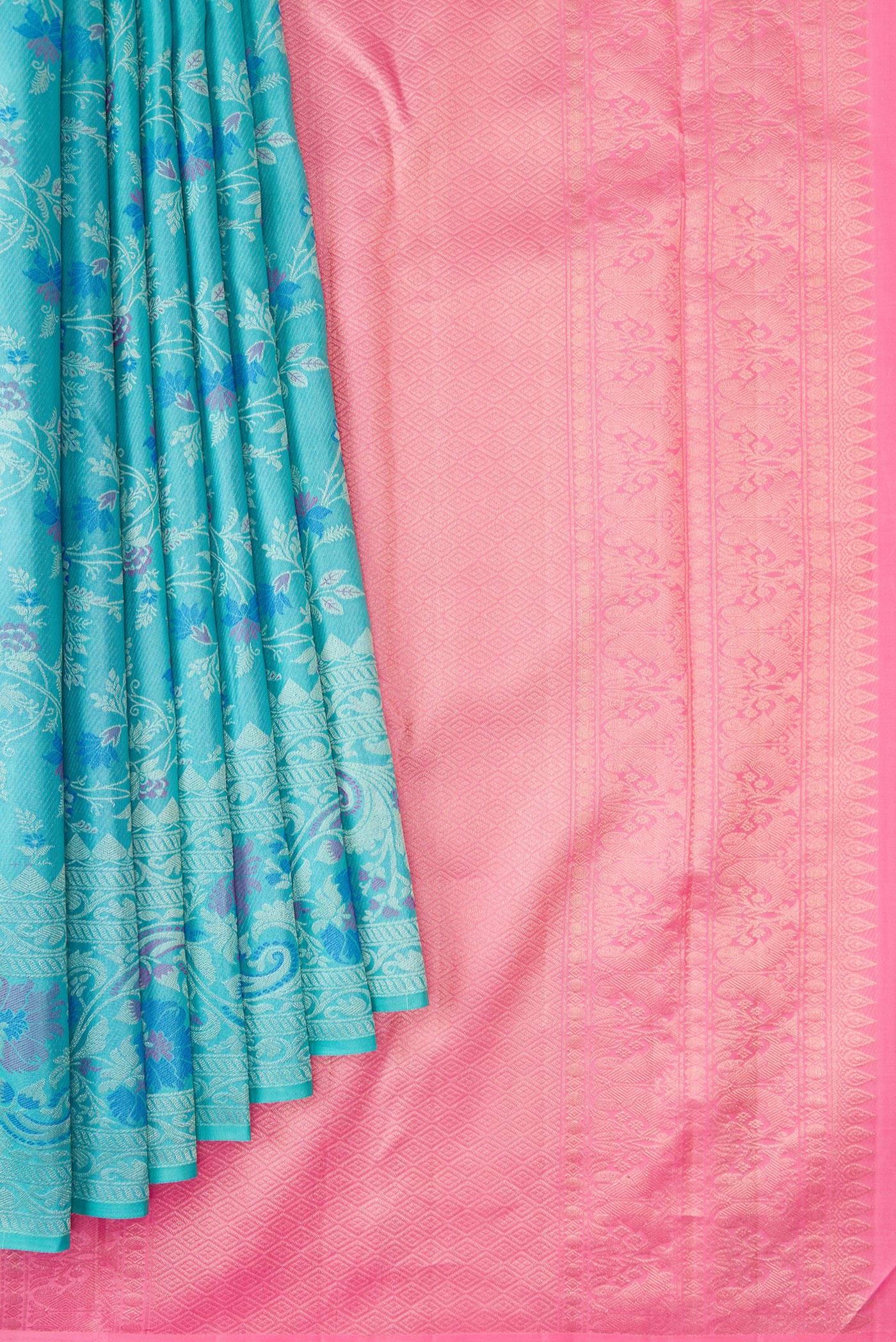 Pleats and pallu of Sky Blue Dual Tone Kanjivaram Silk Saree with Jacquard design on the body and Fancy Border. 