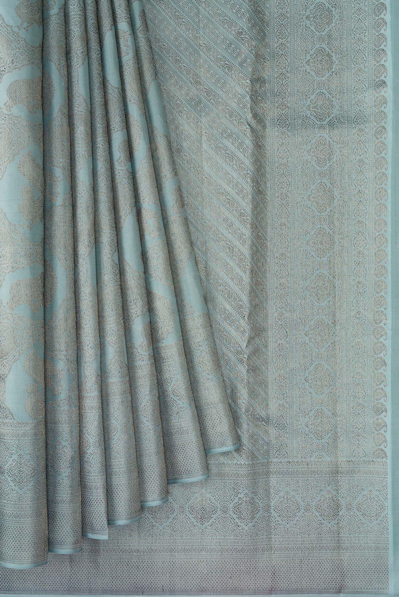 Pleats and pallu of Grey Dual Tone Kanjivaram Silk Saree with Jacquard design on the body and Fancy Border. 