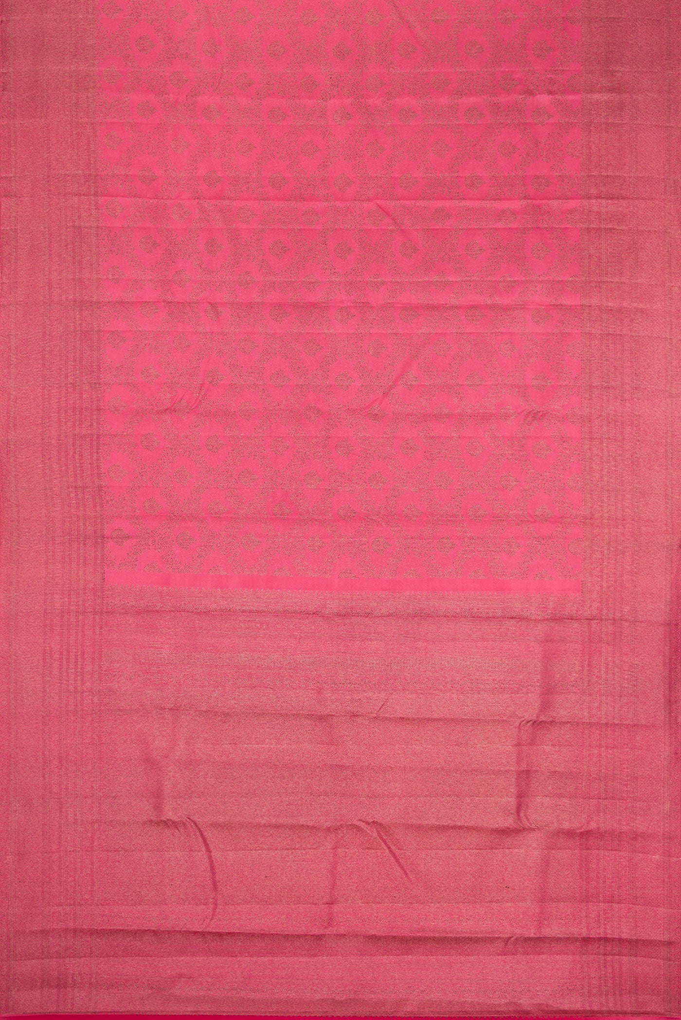 Flat view of Pink Dual Tone Kanjivaram Silk Saree with Jacquard design on the body and Fancy Border. 