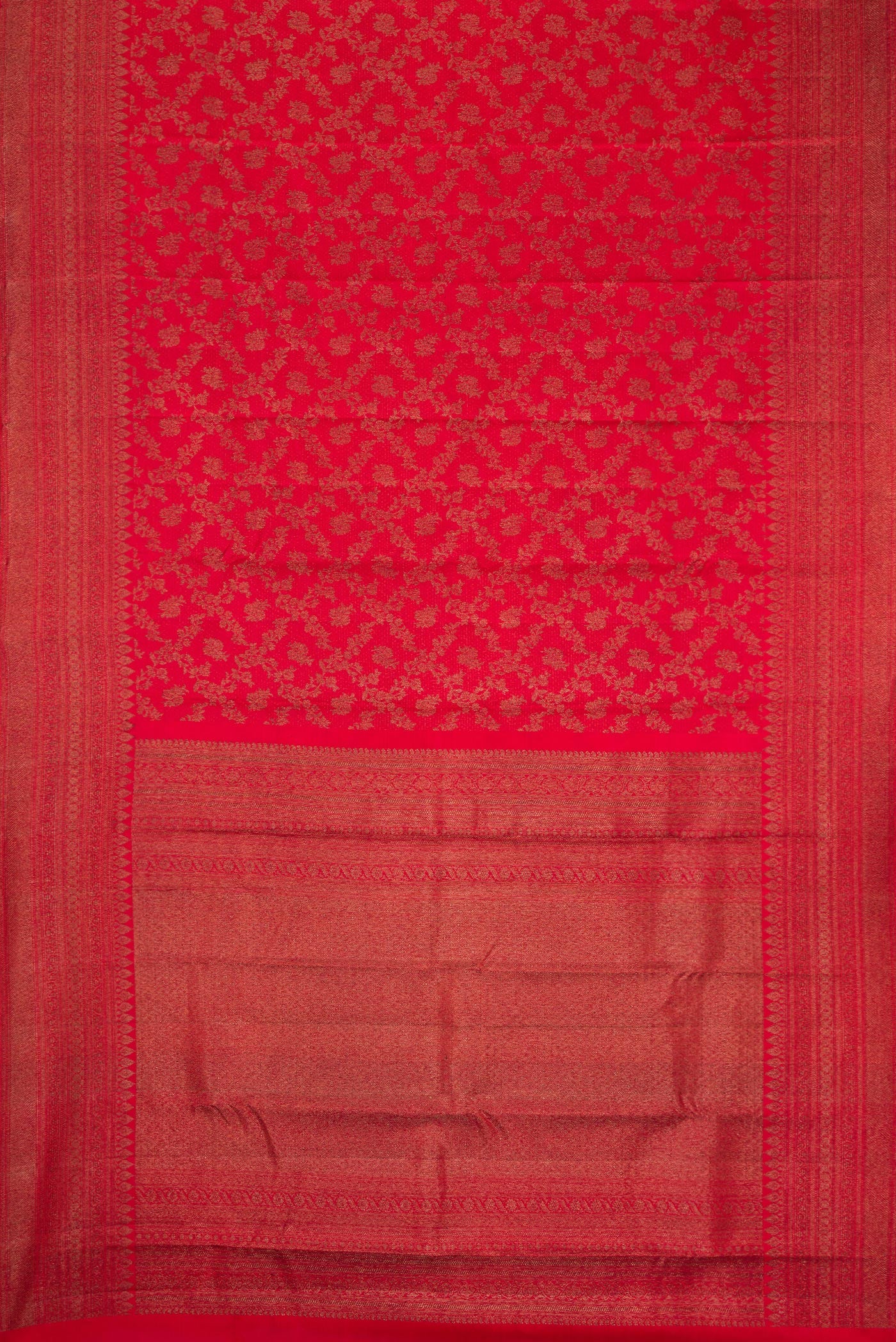 Flat view of Red Dual Tone Kanjivaram Silk Saree with Jacquard design on the body and Fancy Border. 